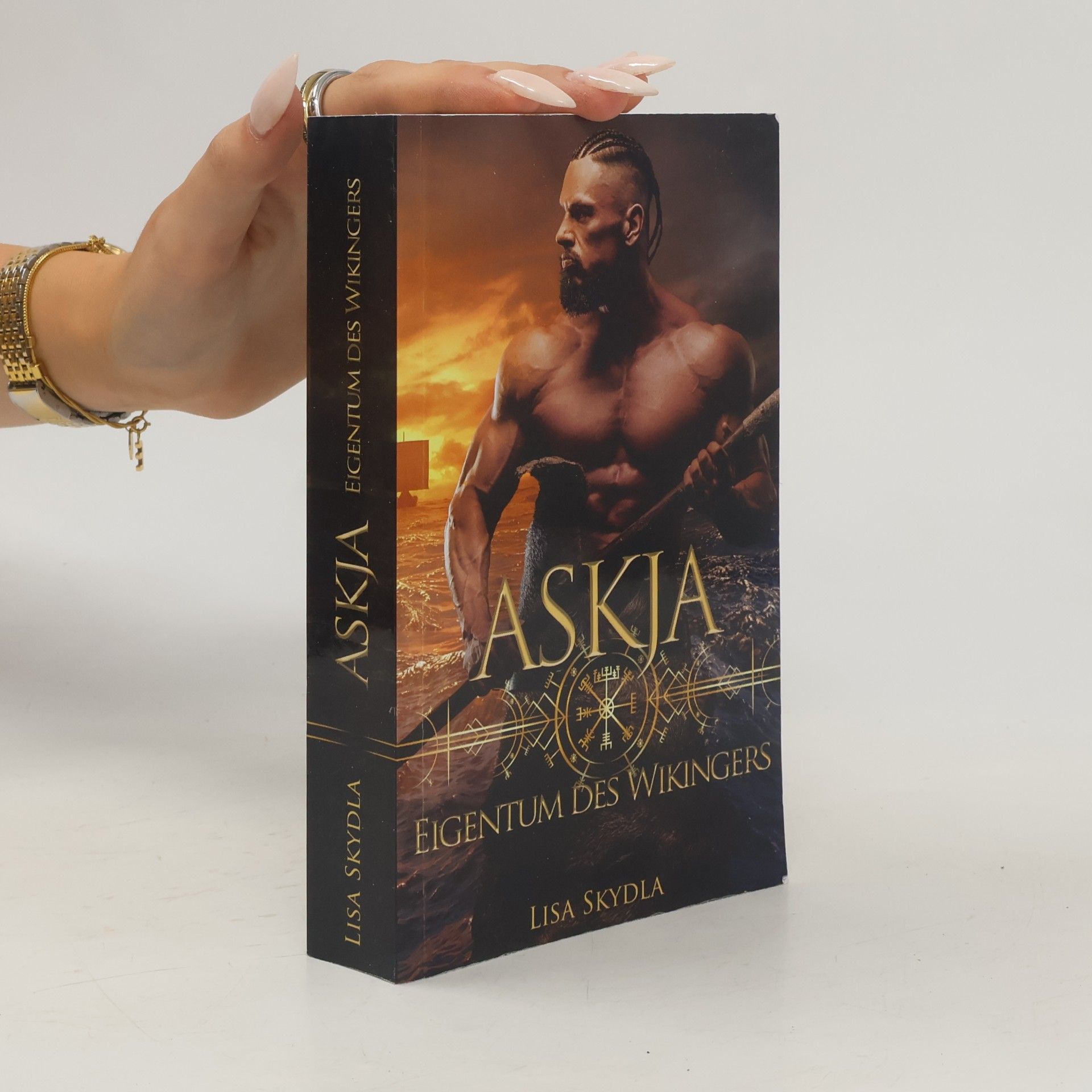 Askja - Eigentum des Wikingers