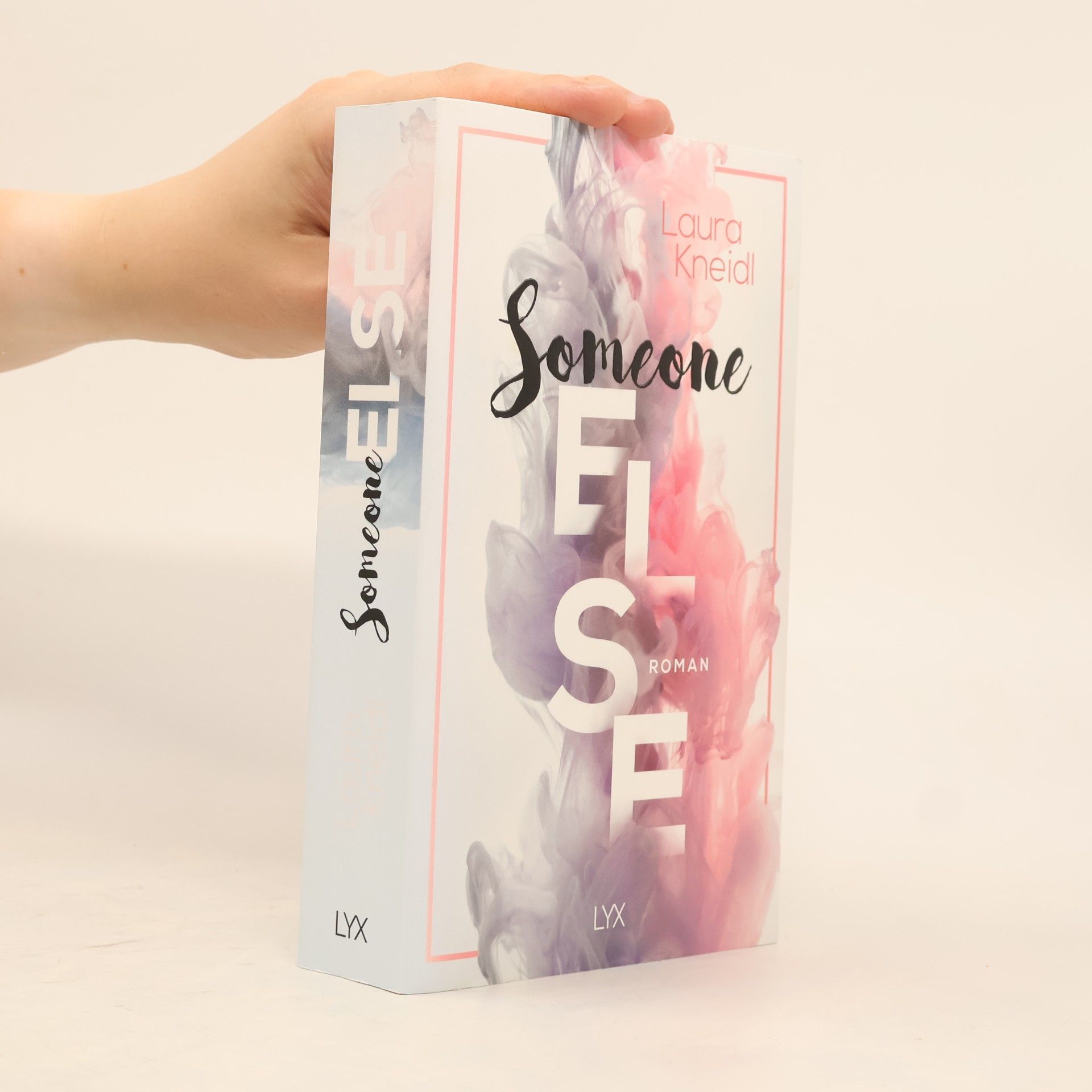 Laura Kneidl Someone else