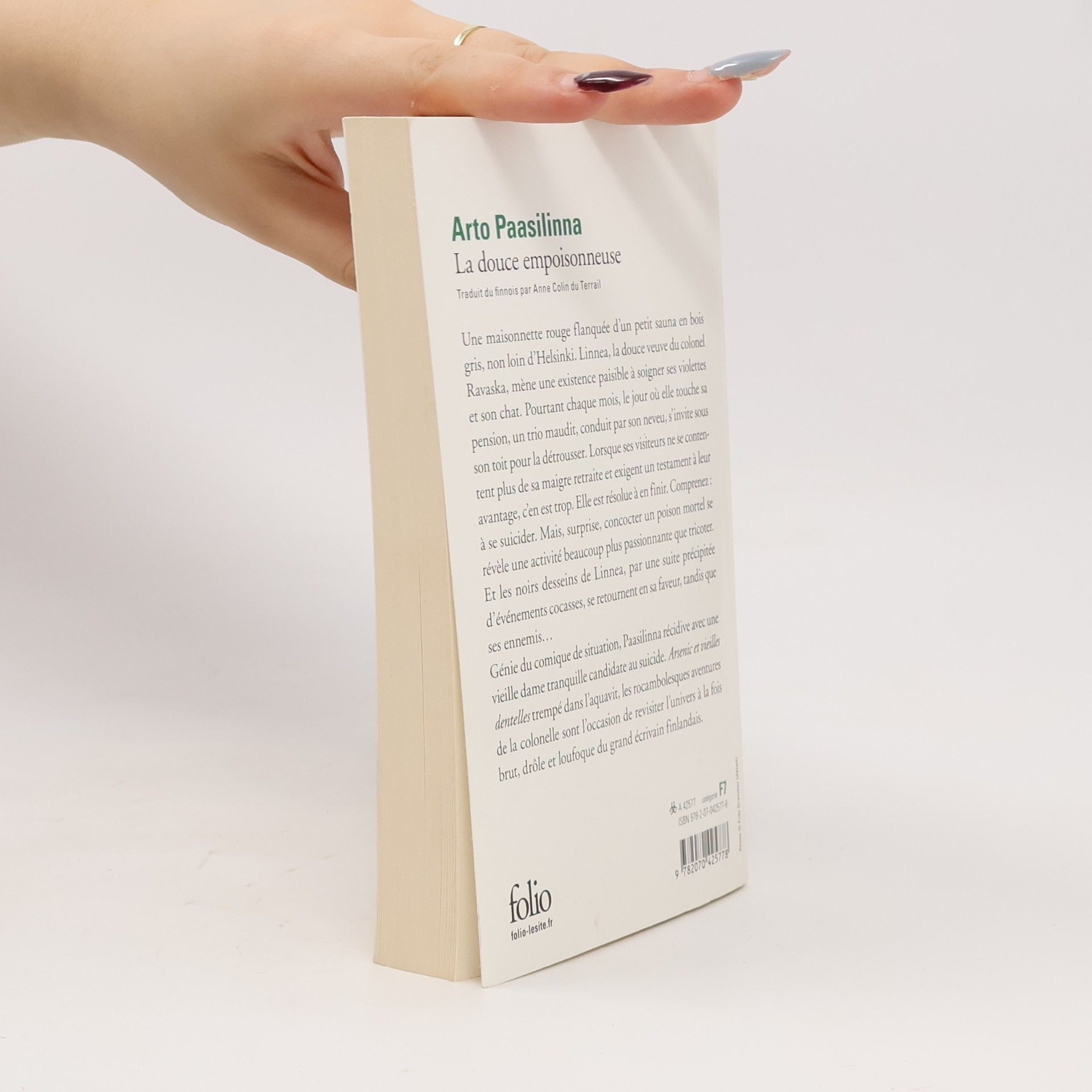 Arto Paasilinna La douce empoisonneuse