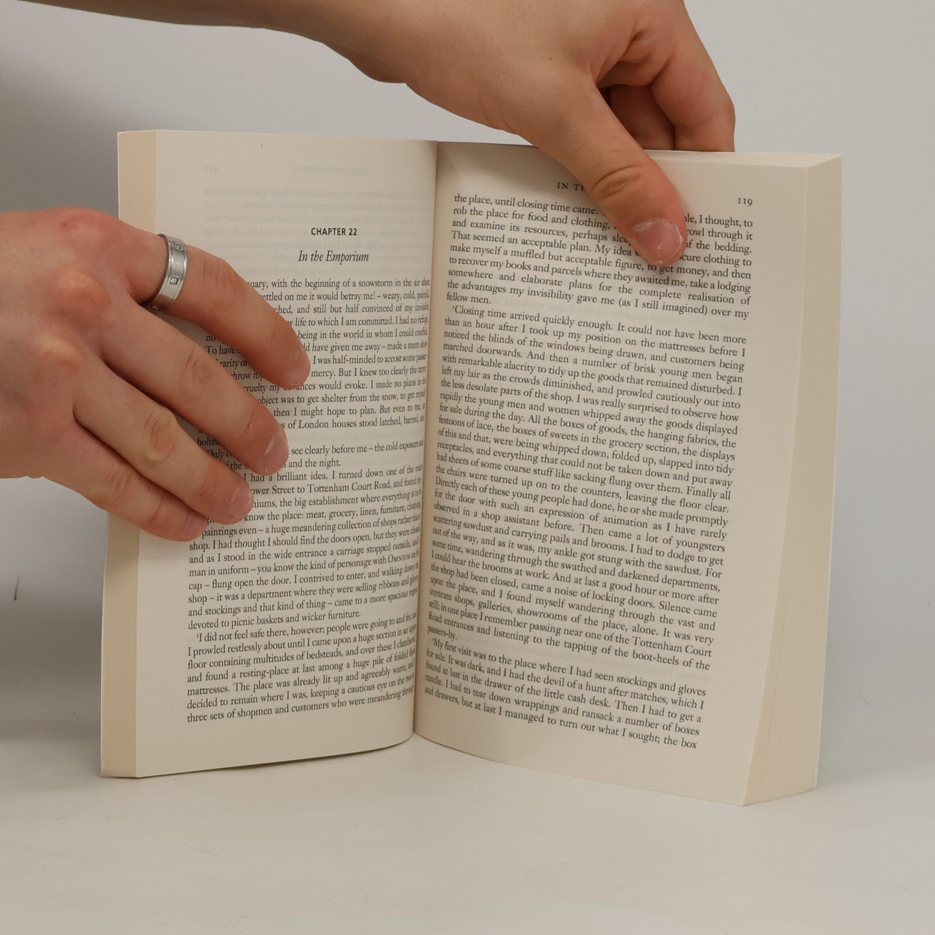 Herbert George Wells The Invisible Man and the Food of the Gods