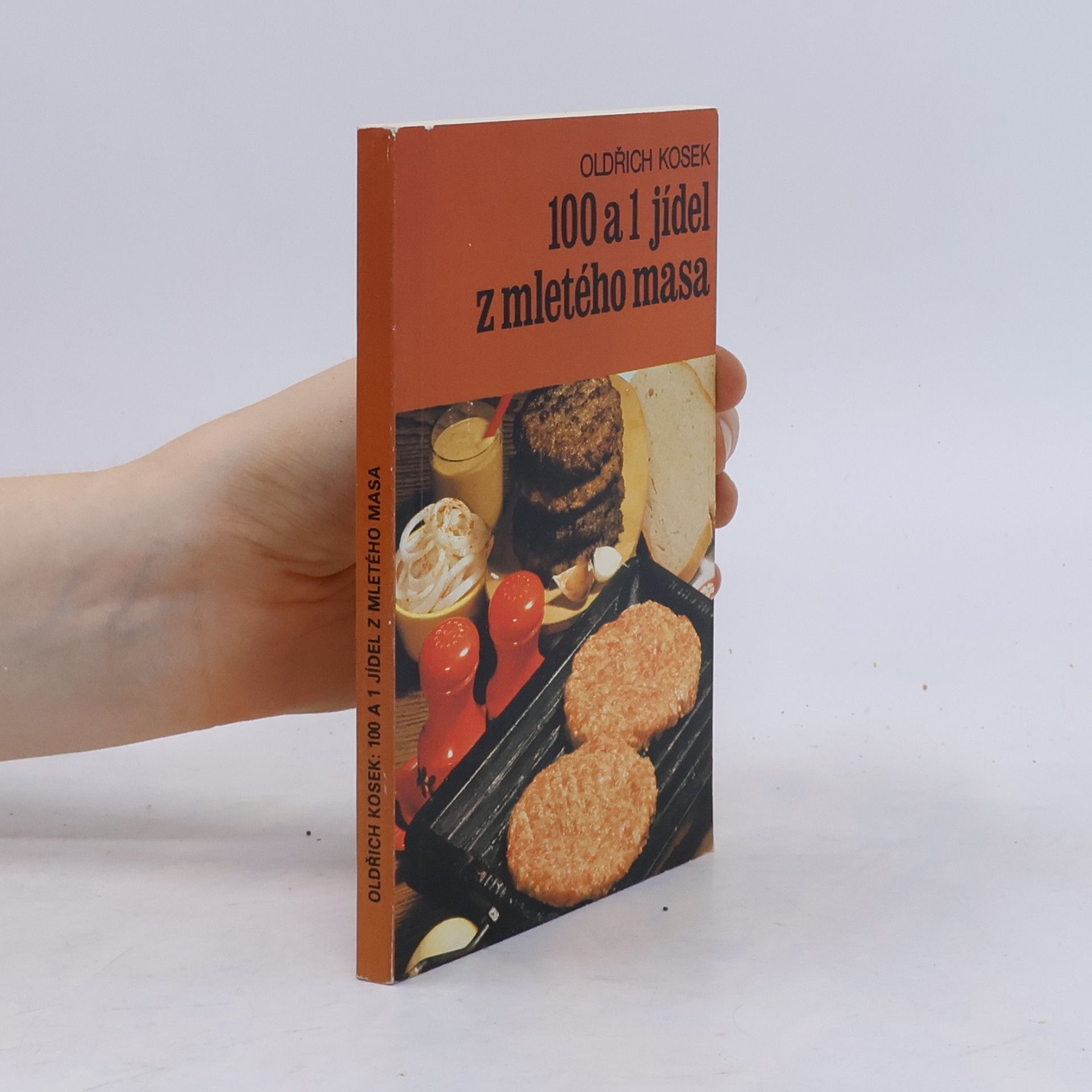 Oldřich Kosek 100 a 1 jídel z mletého masa