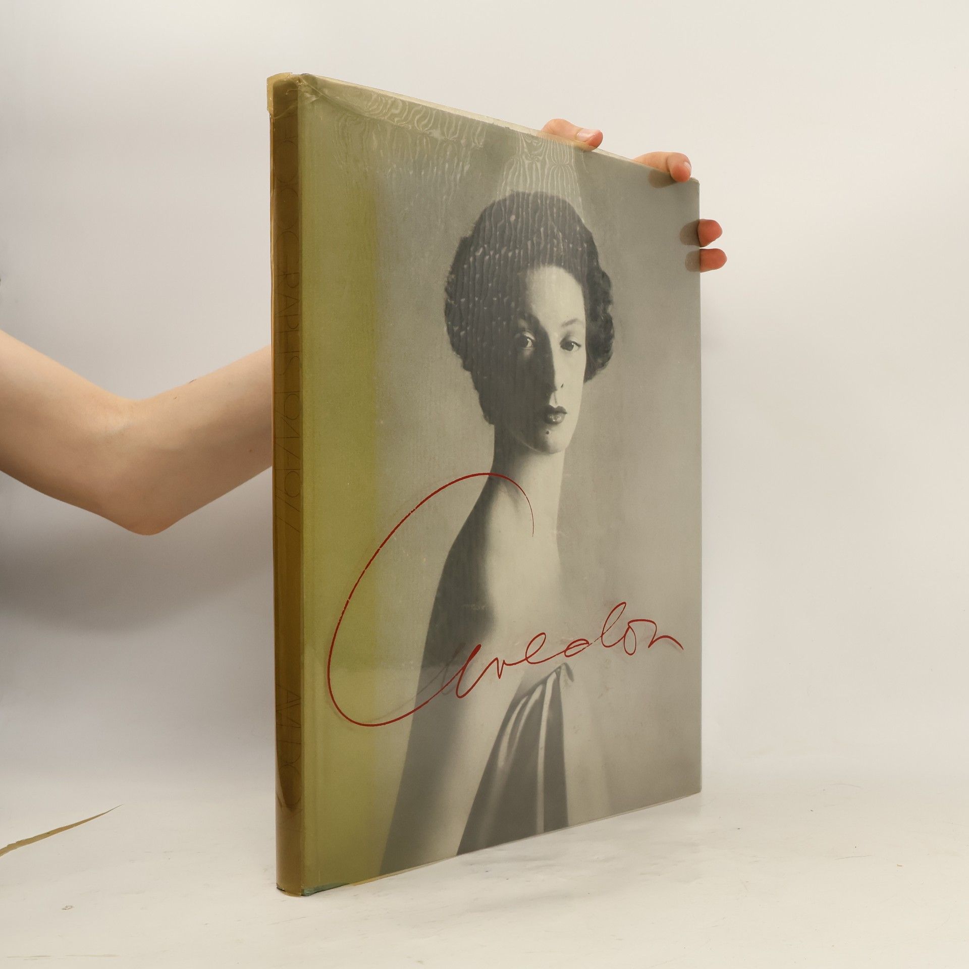 Avedon: Photographs 1947–1977