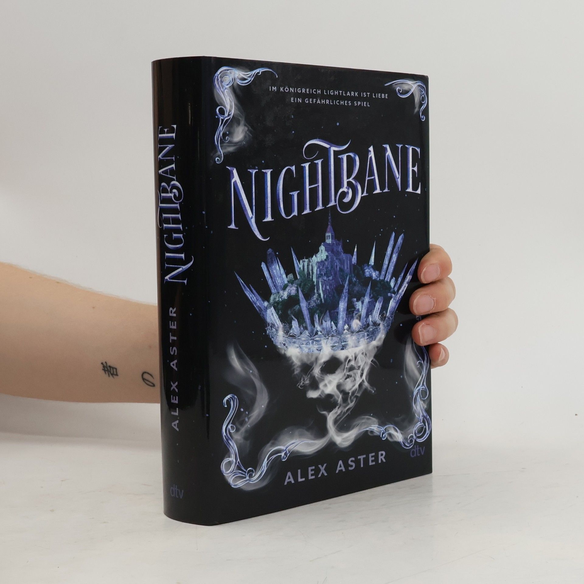Alex Aster Nightbane