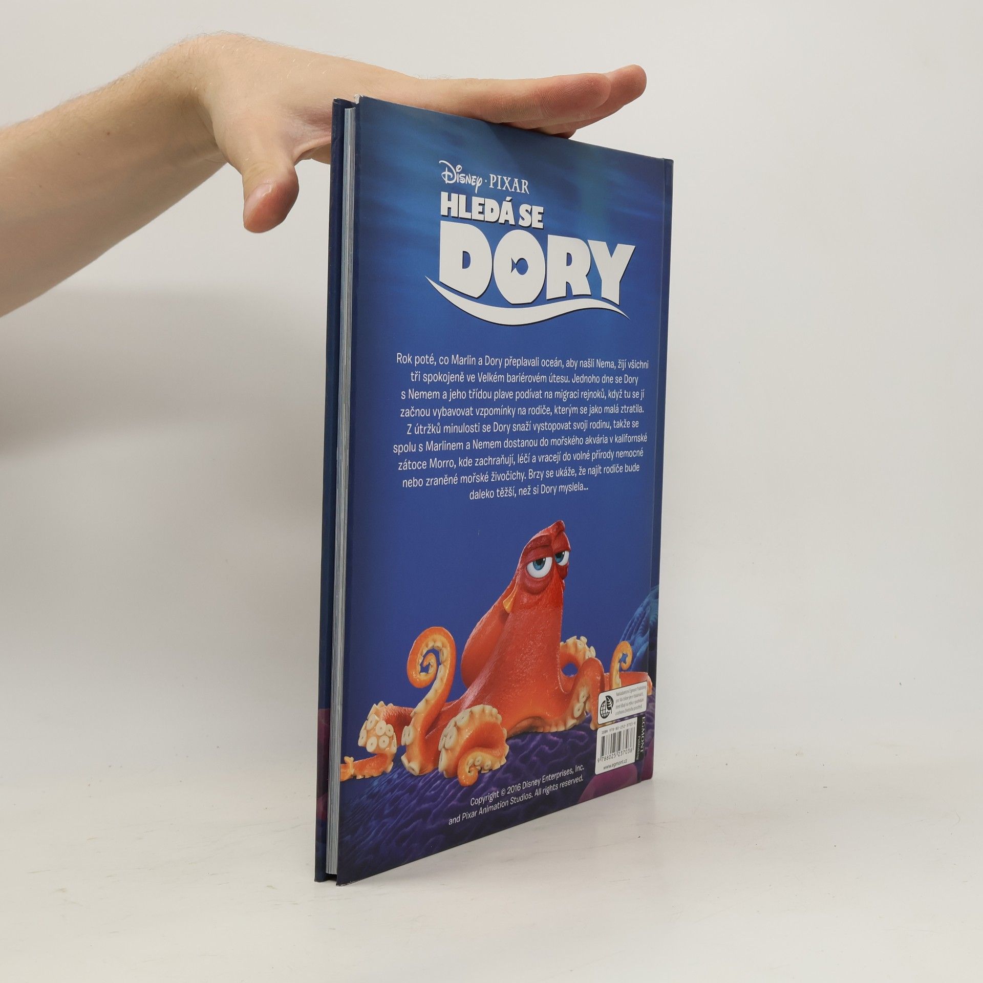 Walt Disney Hledá se Dory - Zlatá kniha