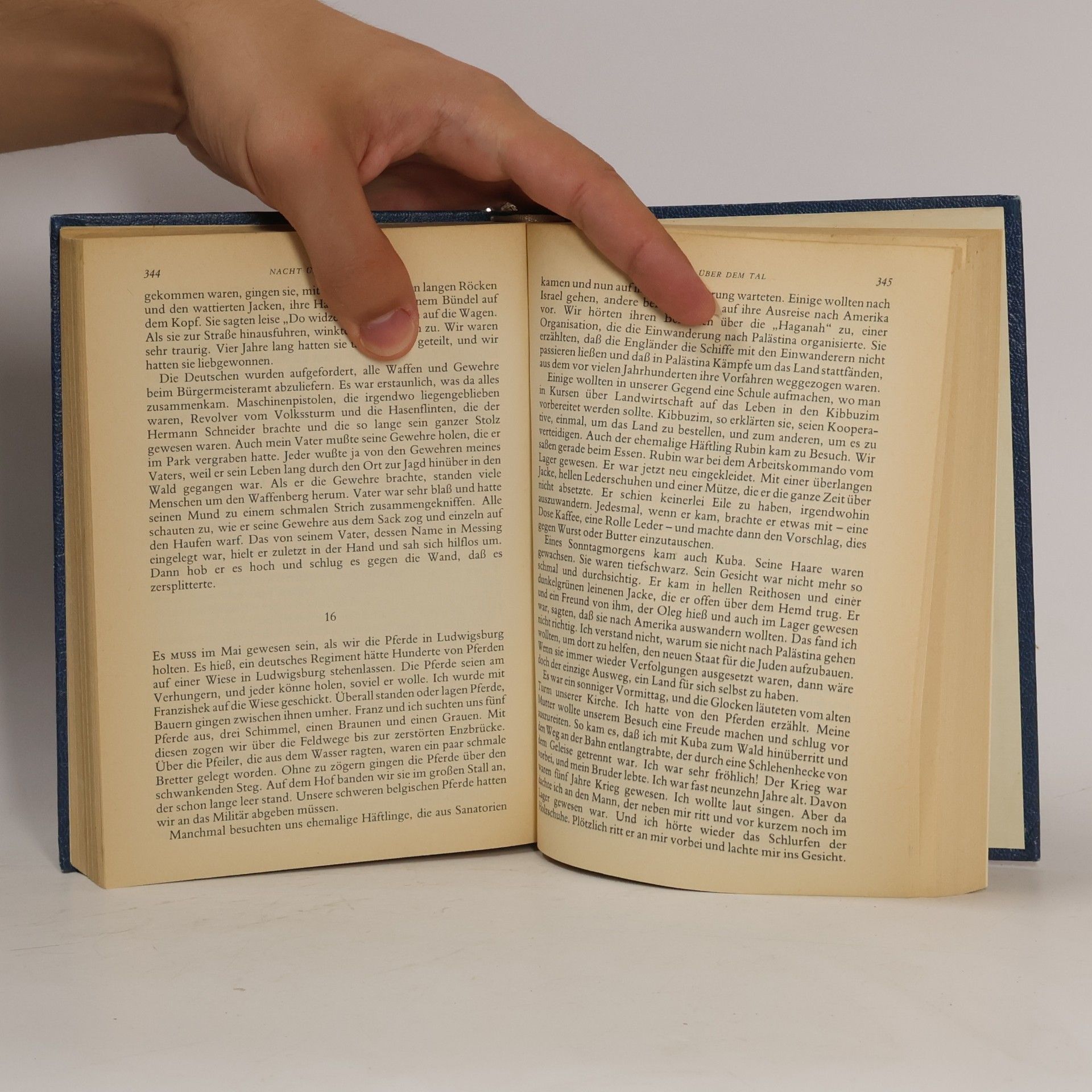 Various authors Reader's-Digest-Auswahlbücher. Sturmwind der Zeit. Die Dachse von Summer Combe. Nacht über dem Tal