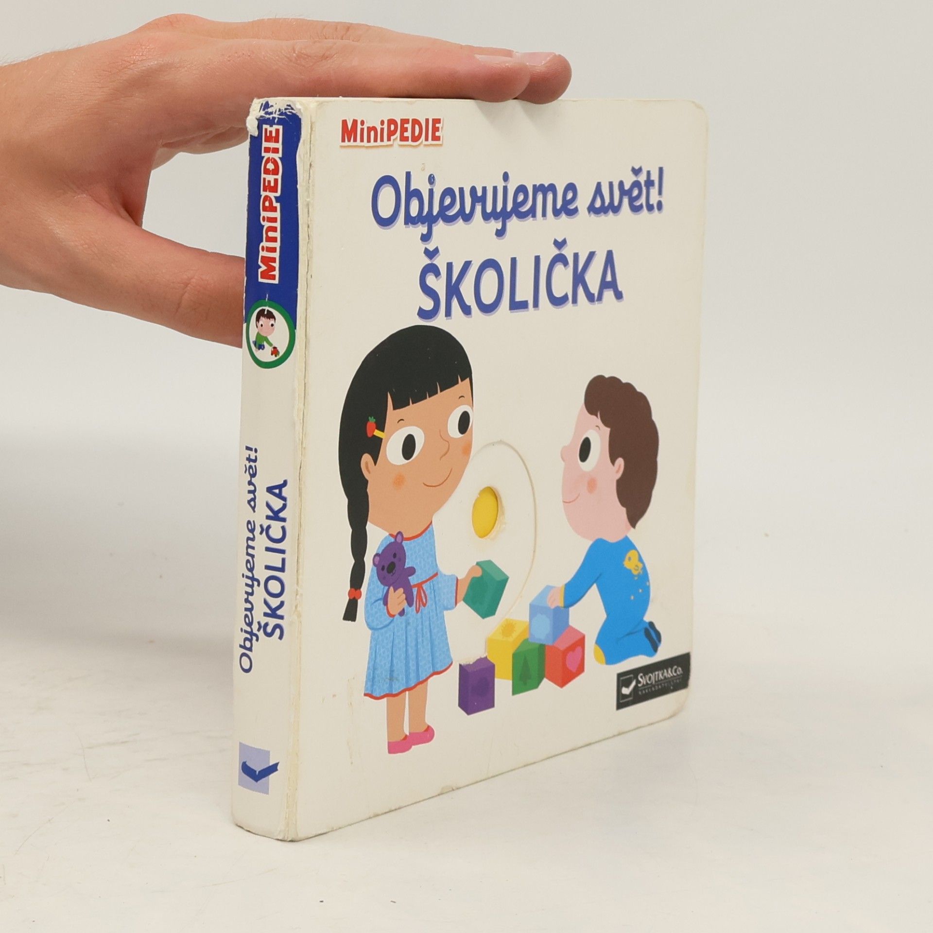 Nathalie Choux Objevujeme svět! Školička
