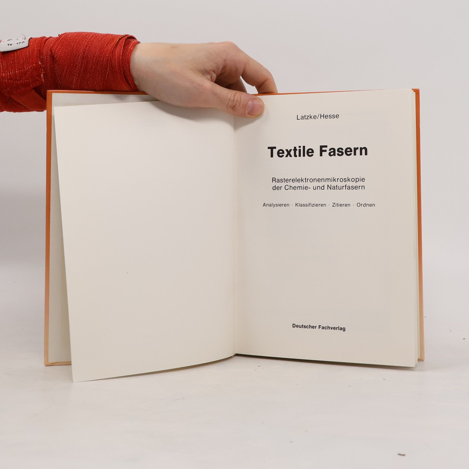 Various authors Textile Fasern