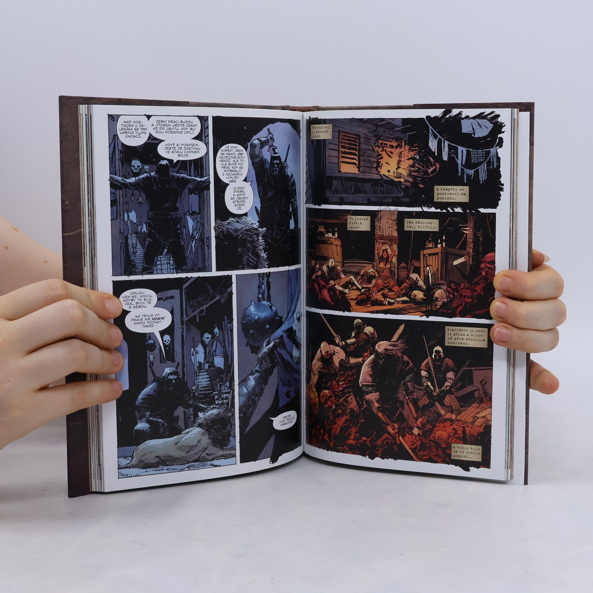 Jason Aaron Život a smrt barbara Conana: Kniha první
