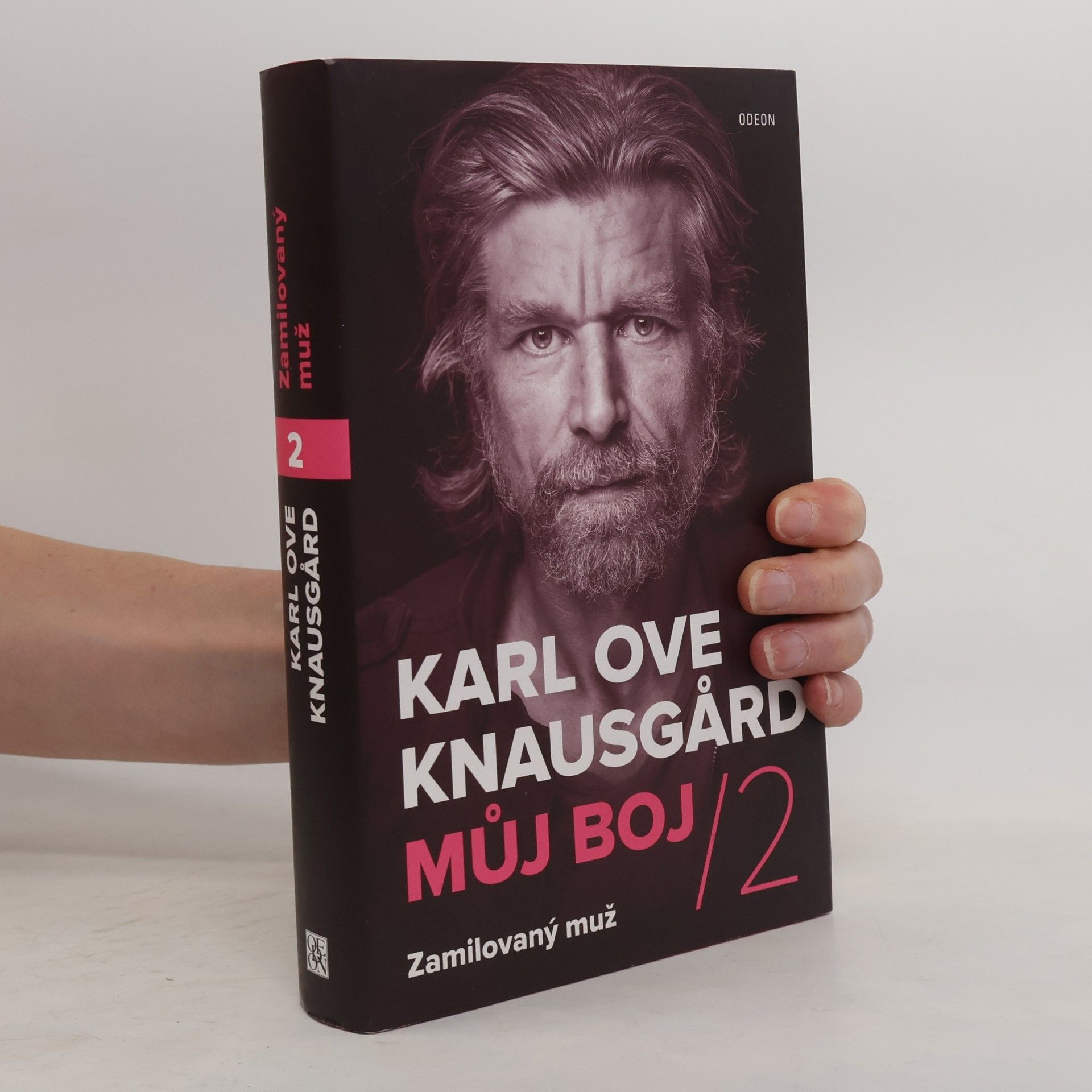 Karl Ove Knausgård Zamilovaný muž. Můj boj 2