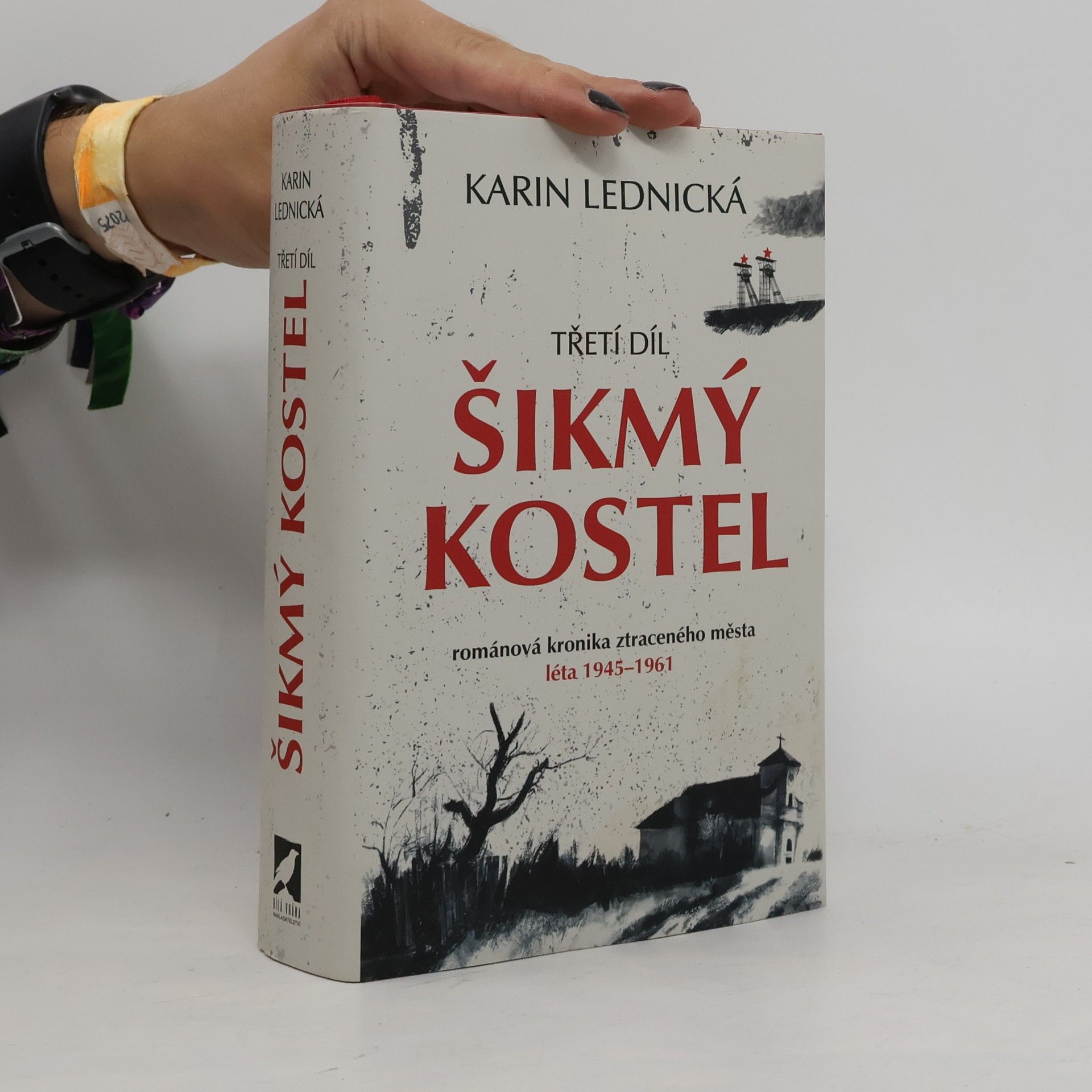 Karin Lednická Šikmý kostel 3