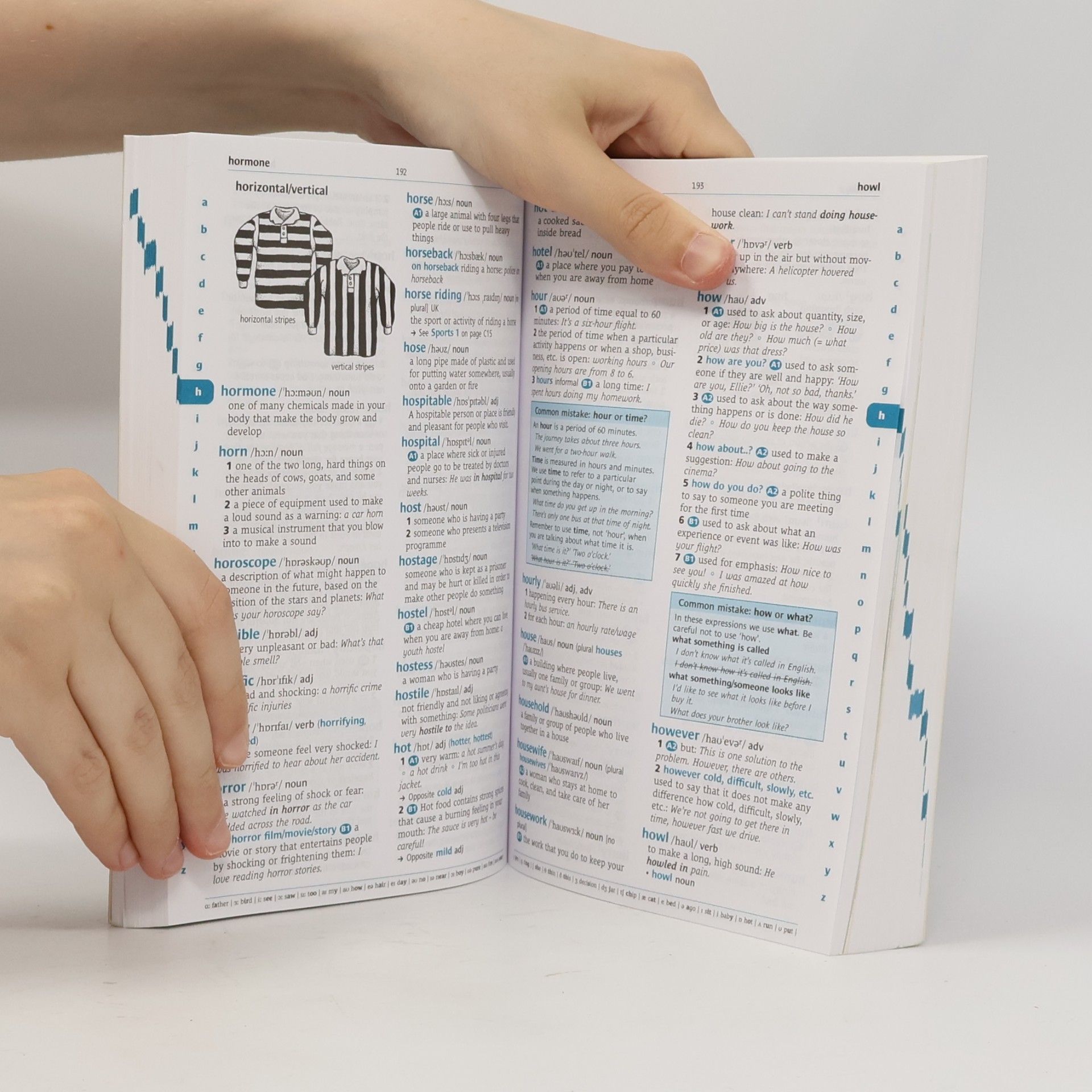 Kolektiv autorů Cambridge Essential English Dictionary