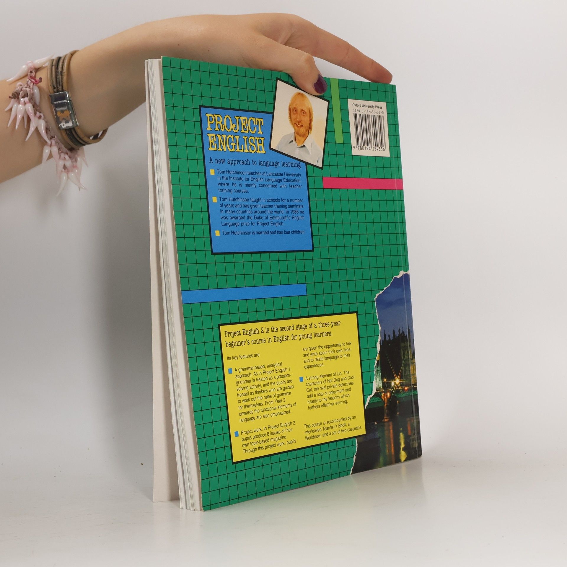 Tom Hutchinson Project English 2: Student's book