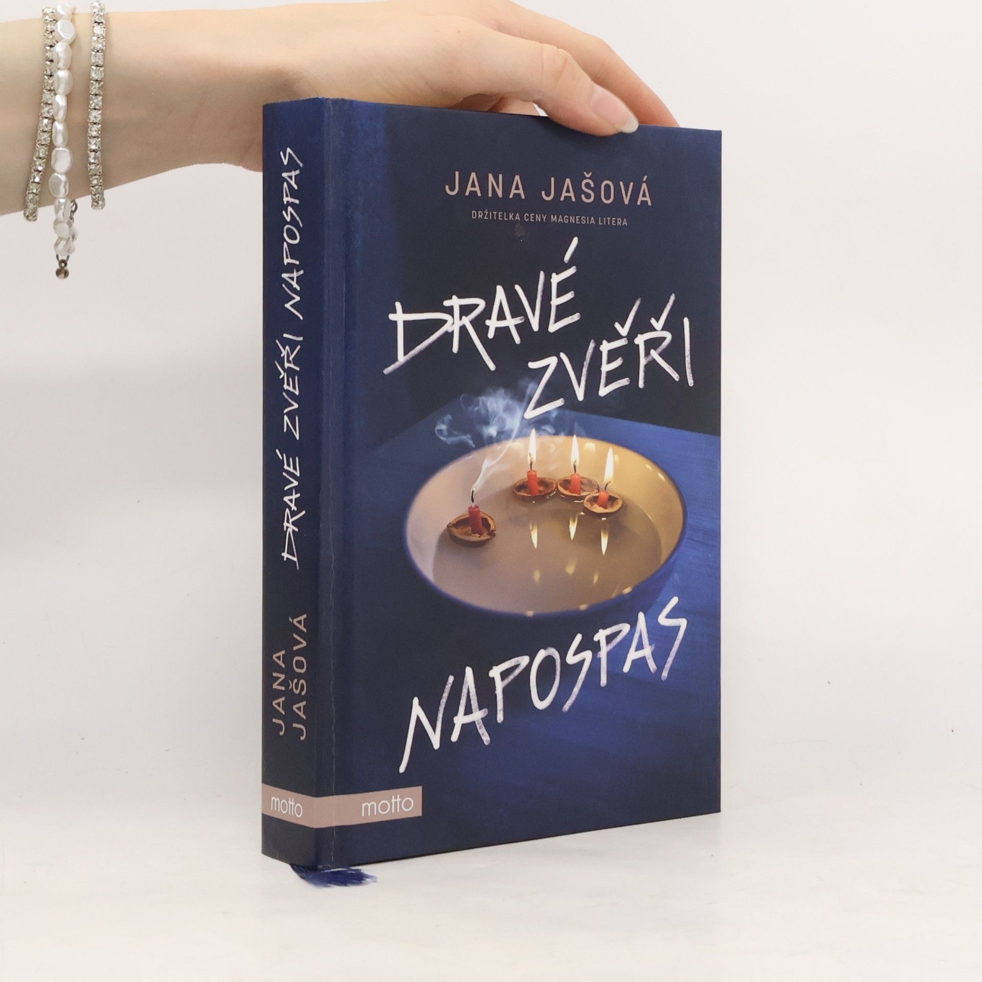 Jana Jašová Dravé zvěři napospas