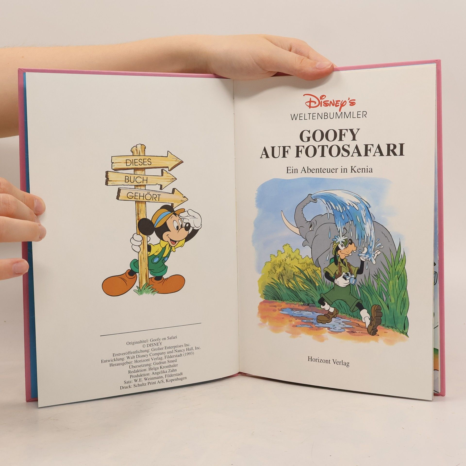 Helga Kronthaler Goofy auf Fotosafari