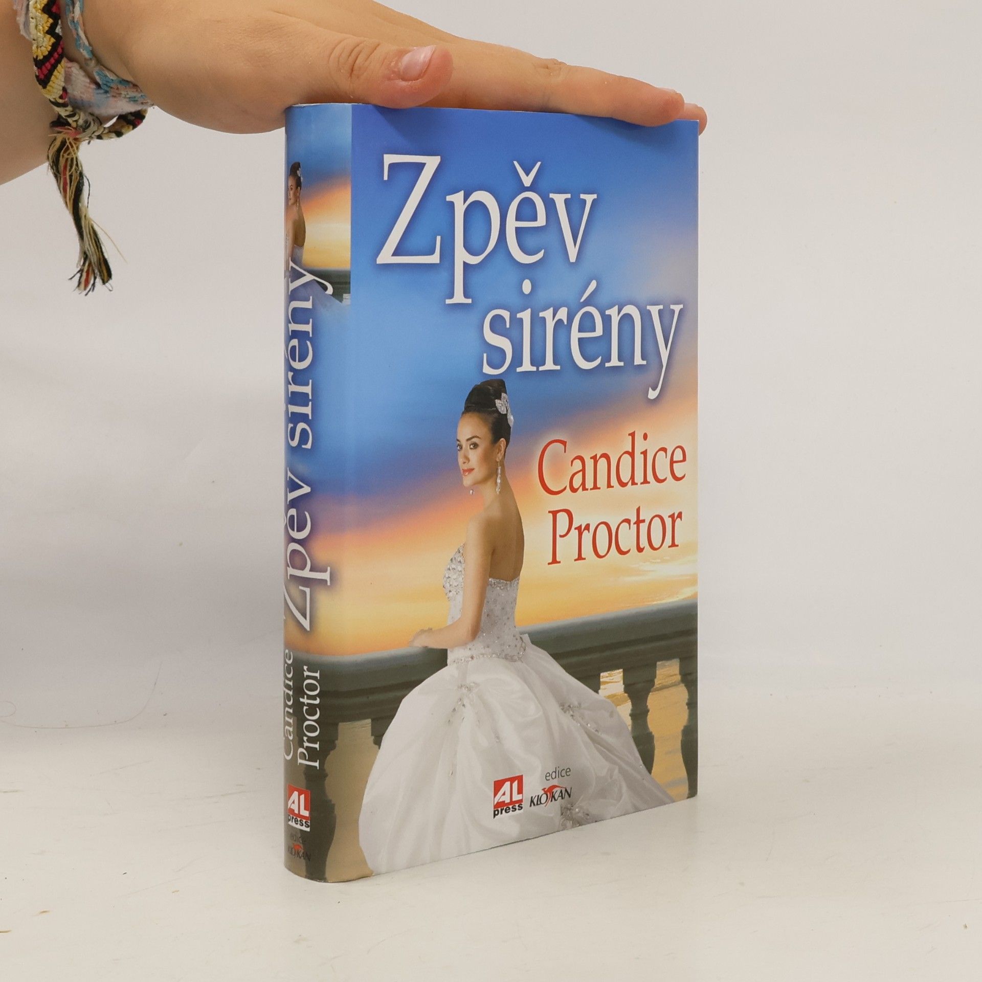Candice E. Proctor Zpěv sirény
