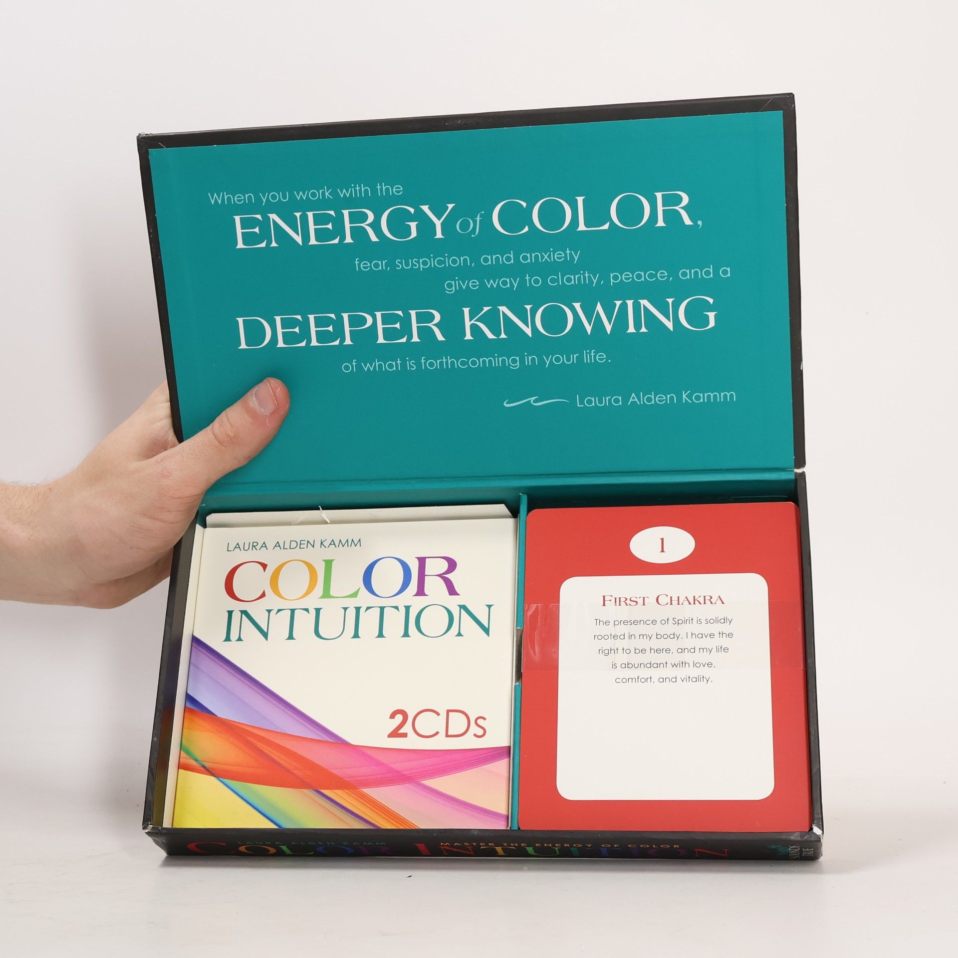 Laura Alden Kamm Color Intuition Kit