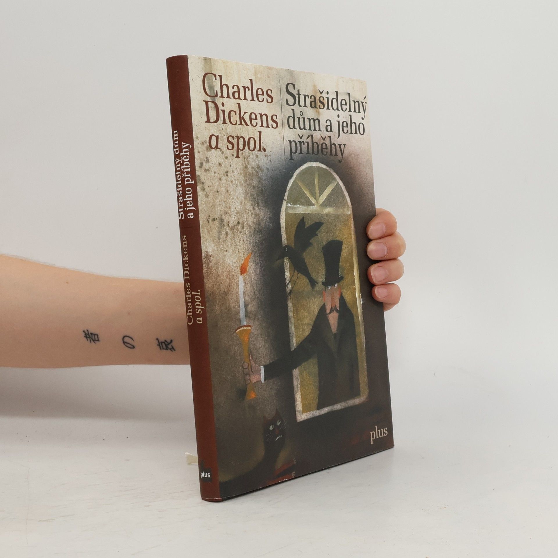 Charles Dickens Strašidelný dům a jeho příběhy