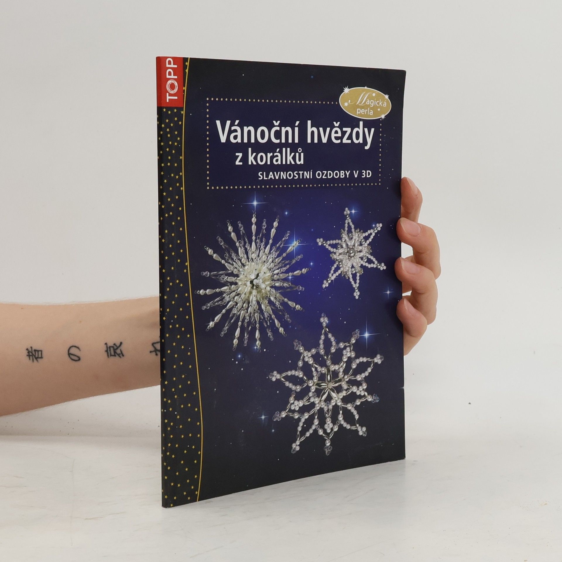 Autorenkollektiv Vánoční hvězdy z korálků