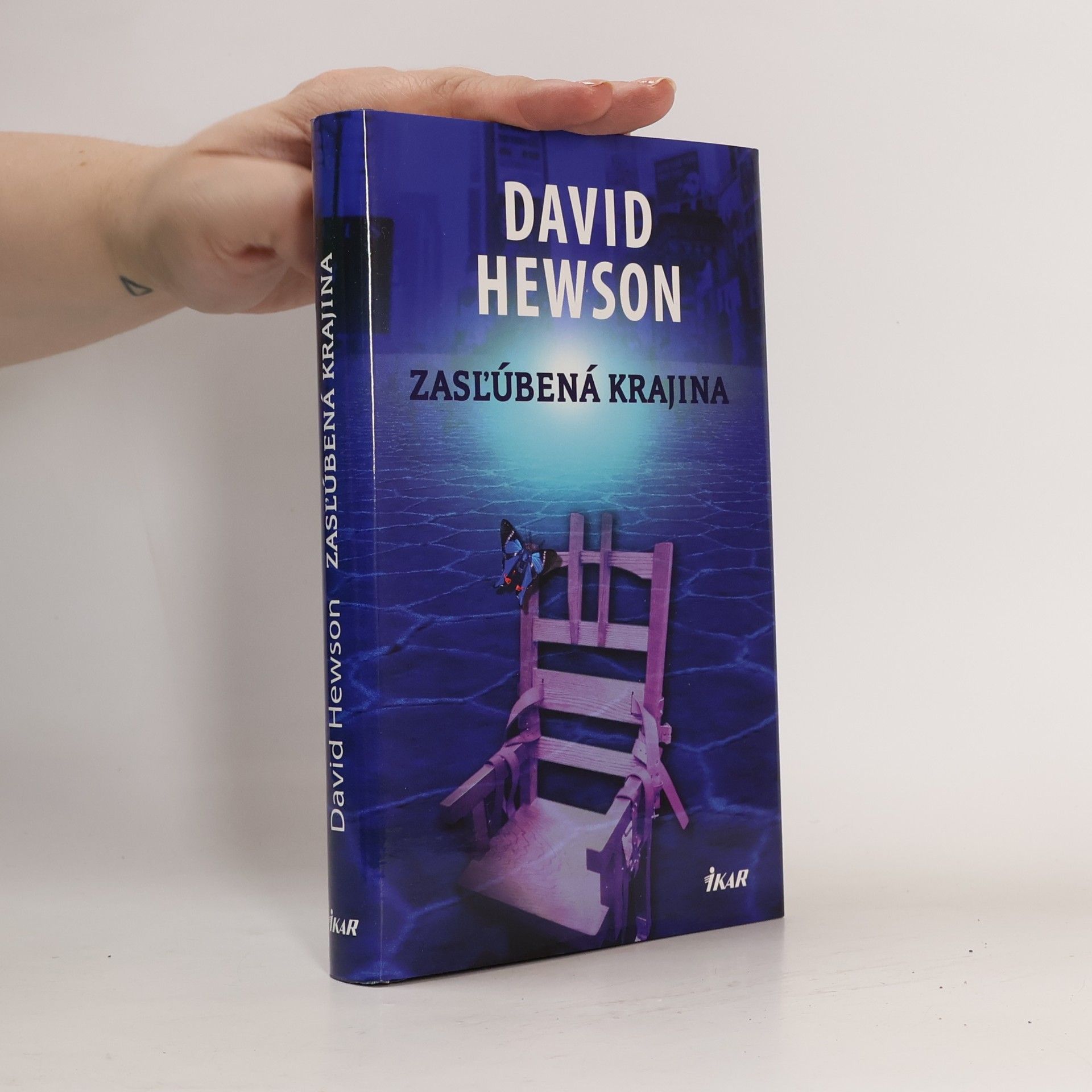 David Hewson Zasľúbená krajina