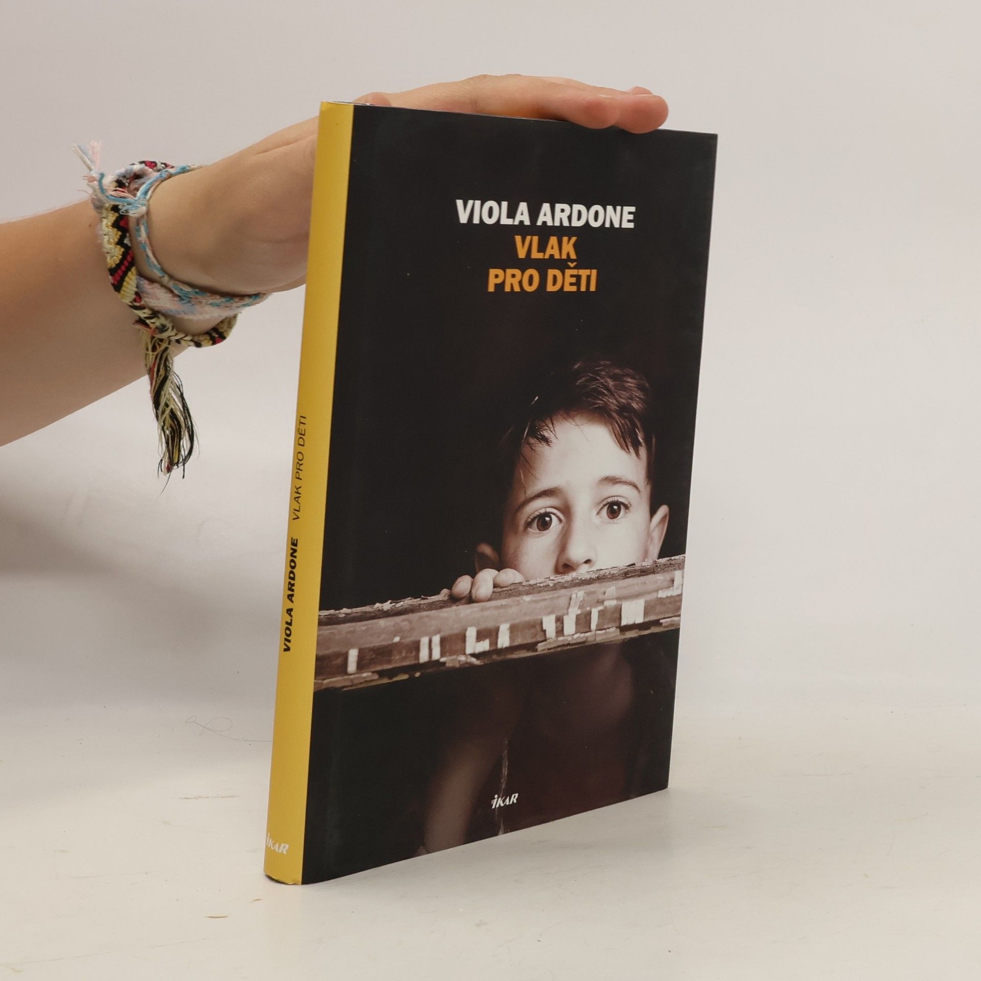 Viola Ardone Vlak pro děti
