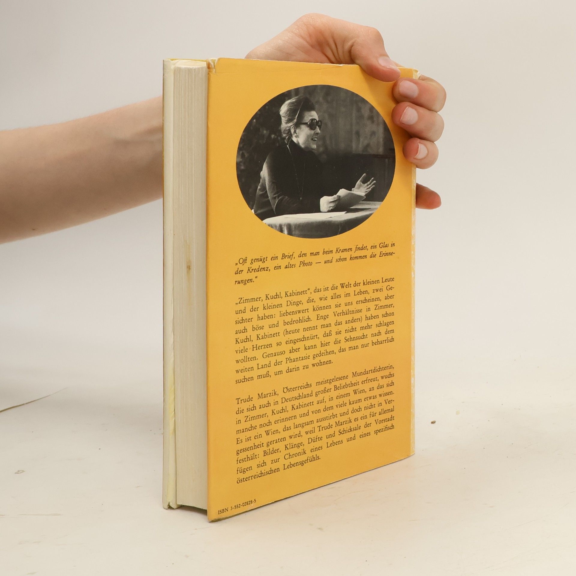 Trude Marzik Zimmer, Kuchl, Kabinett