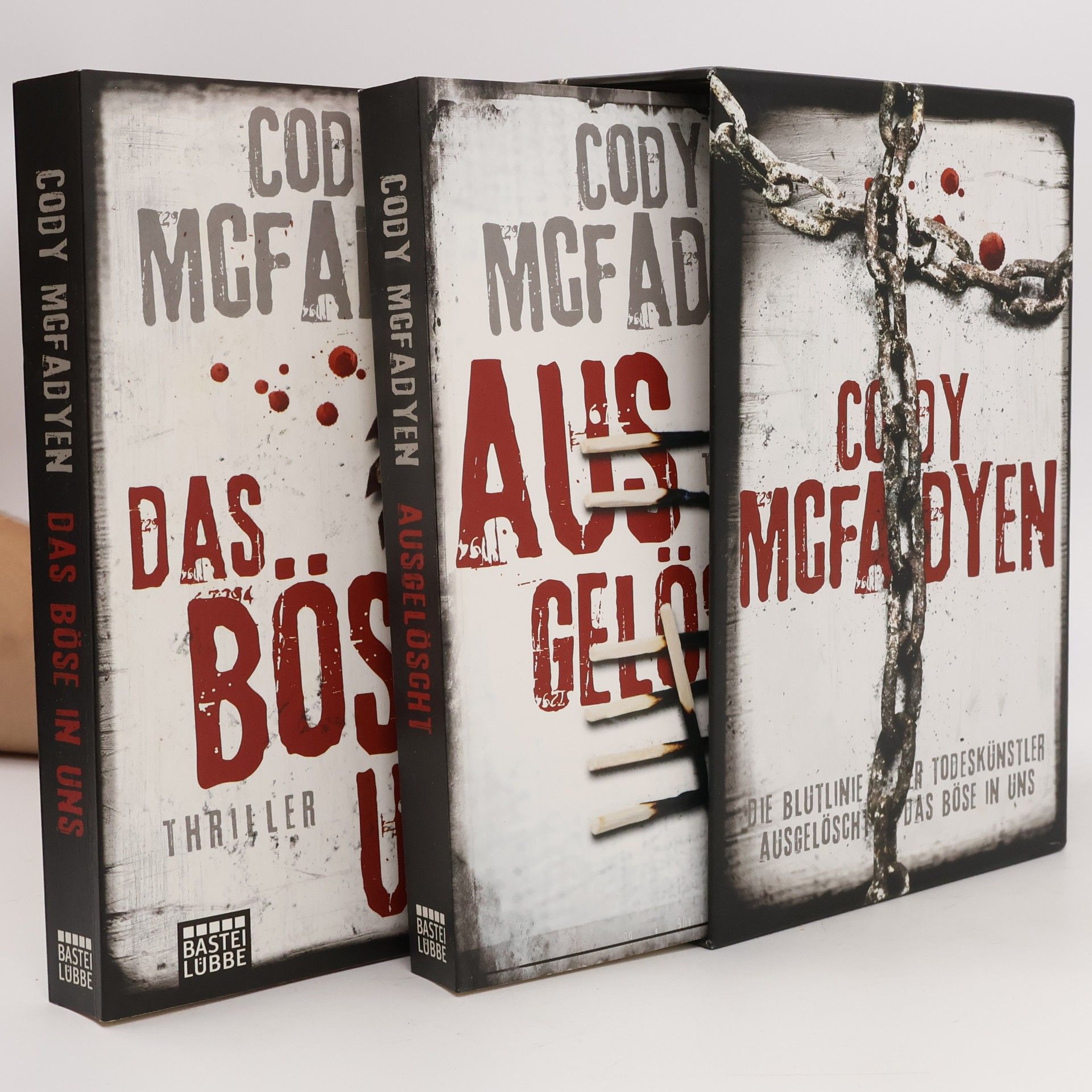 Cody Mcfadyen Cody McFadyen 1-4