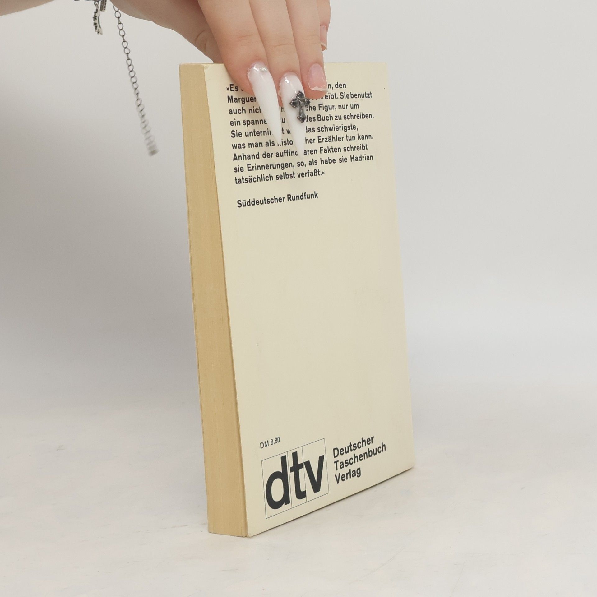Marguerite Yourcenar Ich zähmte die Wölfin