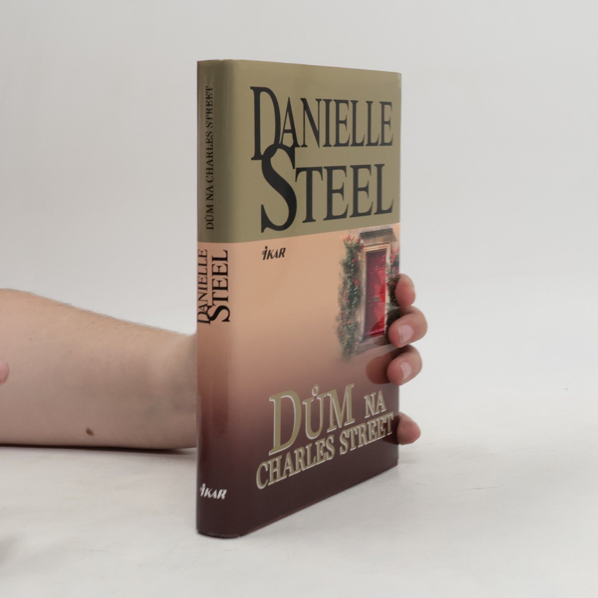 Danielle Steel Dům na Charles Street