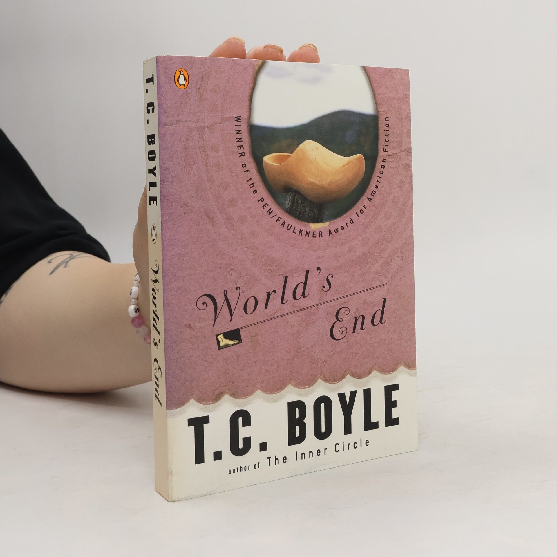 T. Coraghessan Boyle World's End