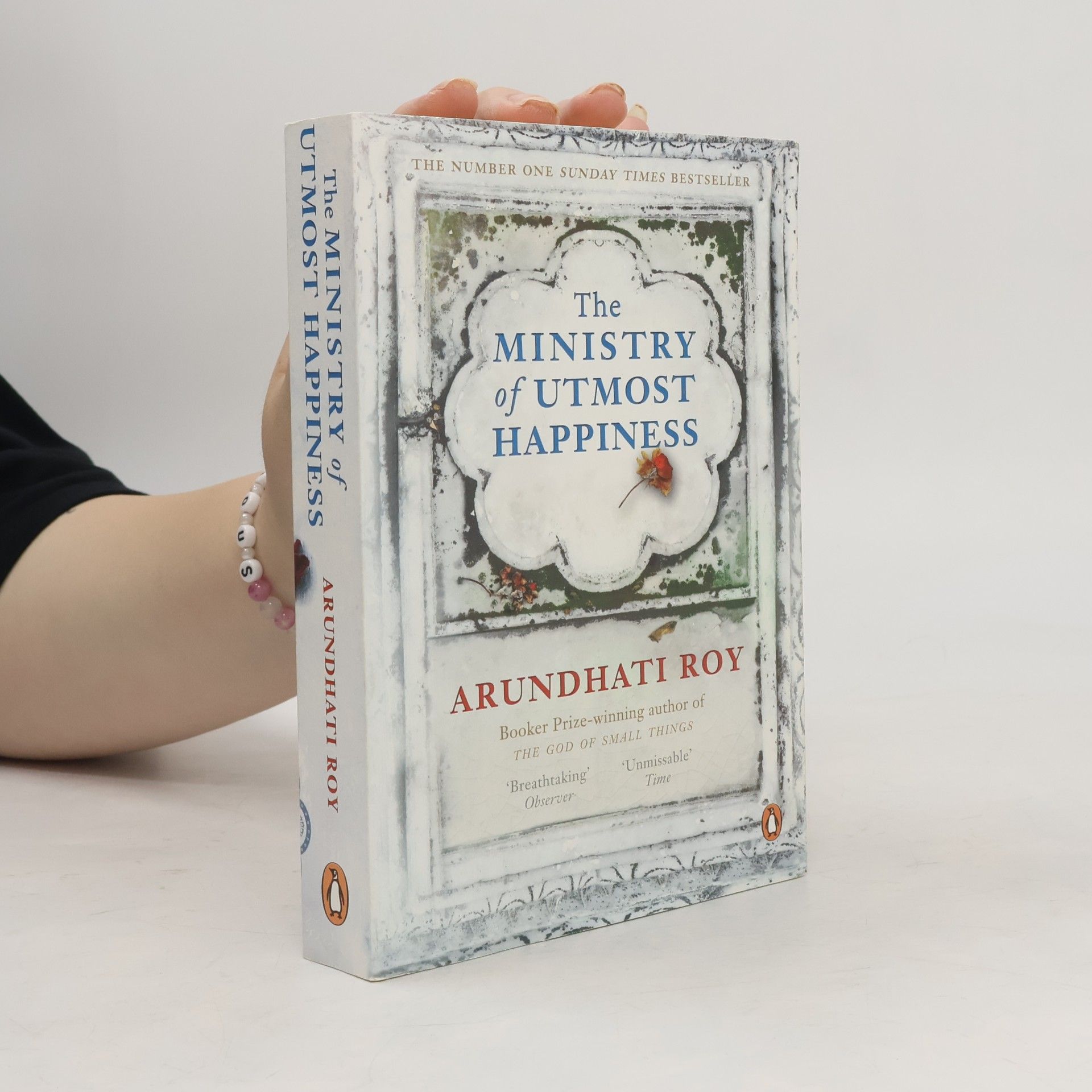 Arundhati Roy The Ministry of Utmost Happiness