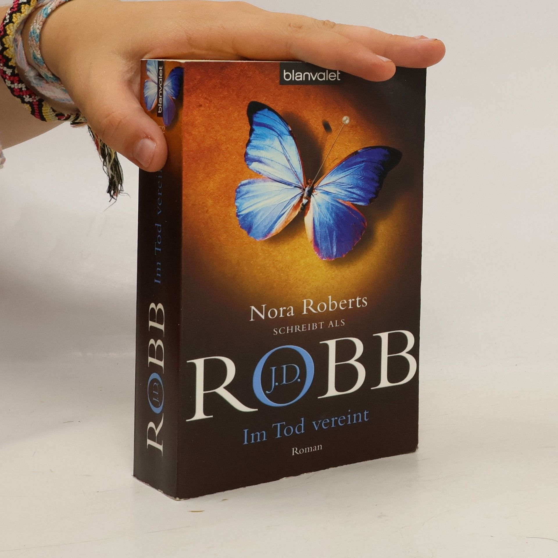 Nora Roberts Im Tod vereint