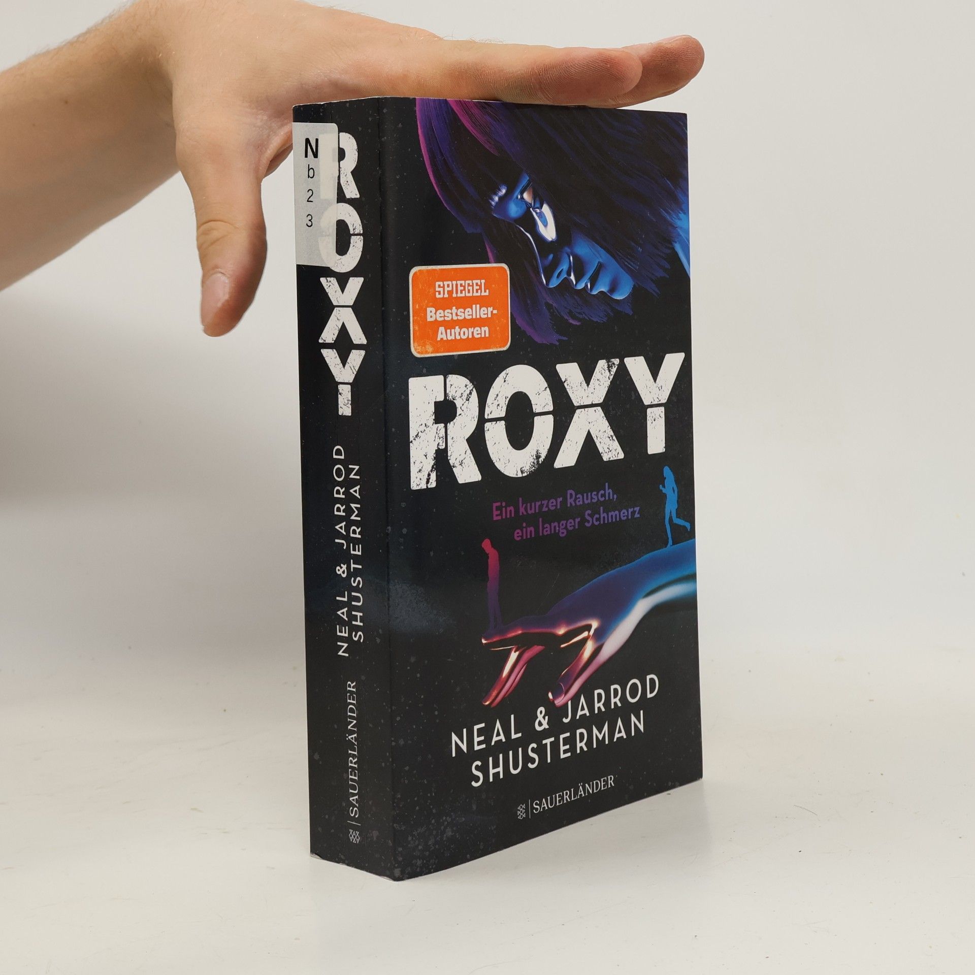 Neal Shusterman Roxy