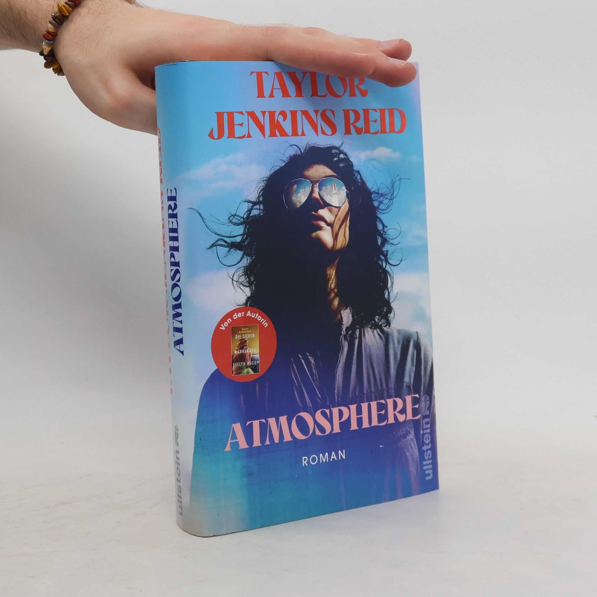Taylor Jenkins Reid Atmosphere