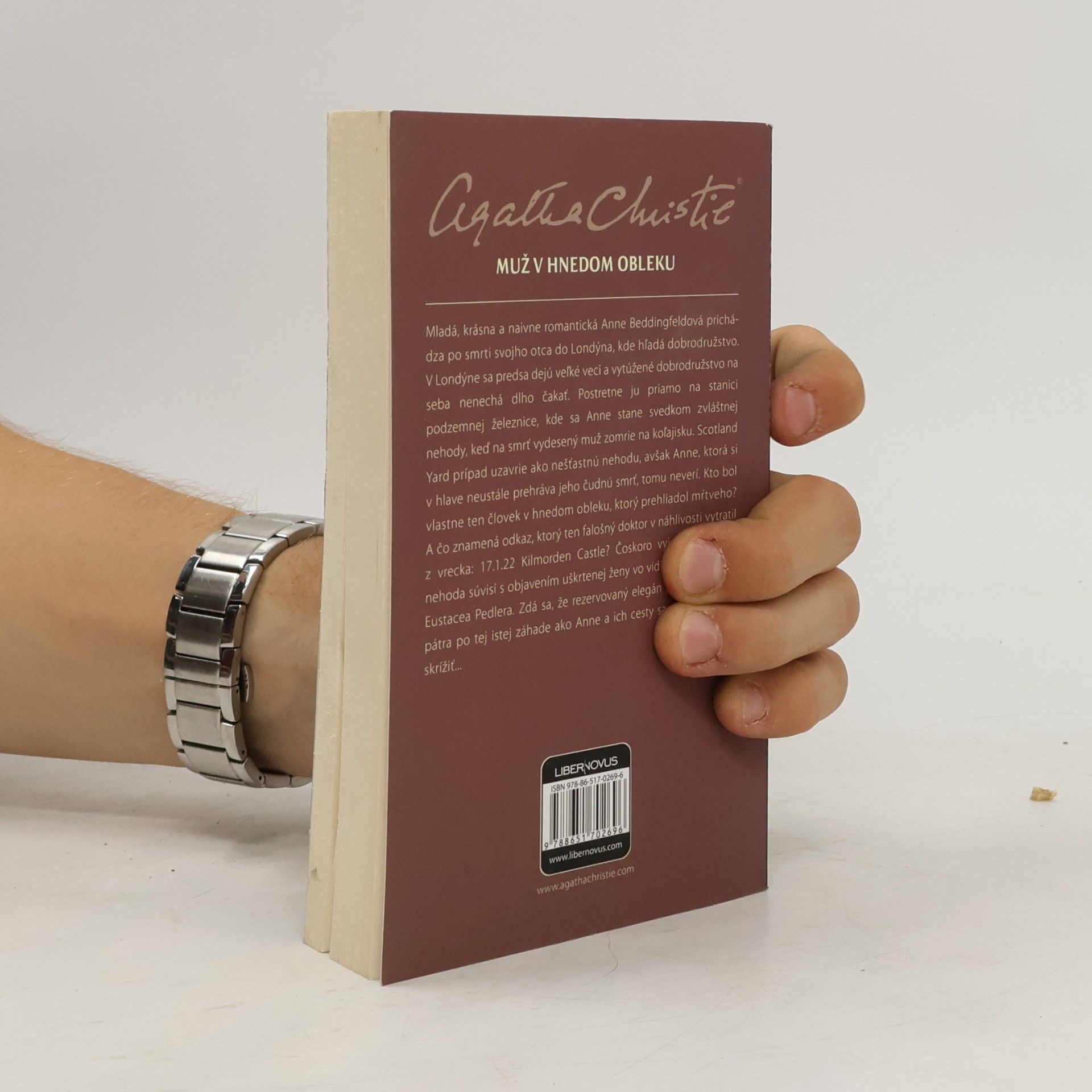 Agatha Christie Muž v hnedom obleku
