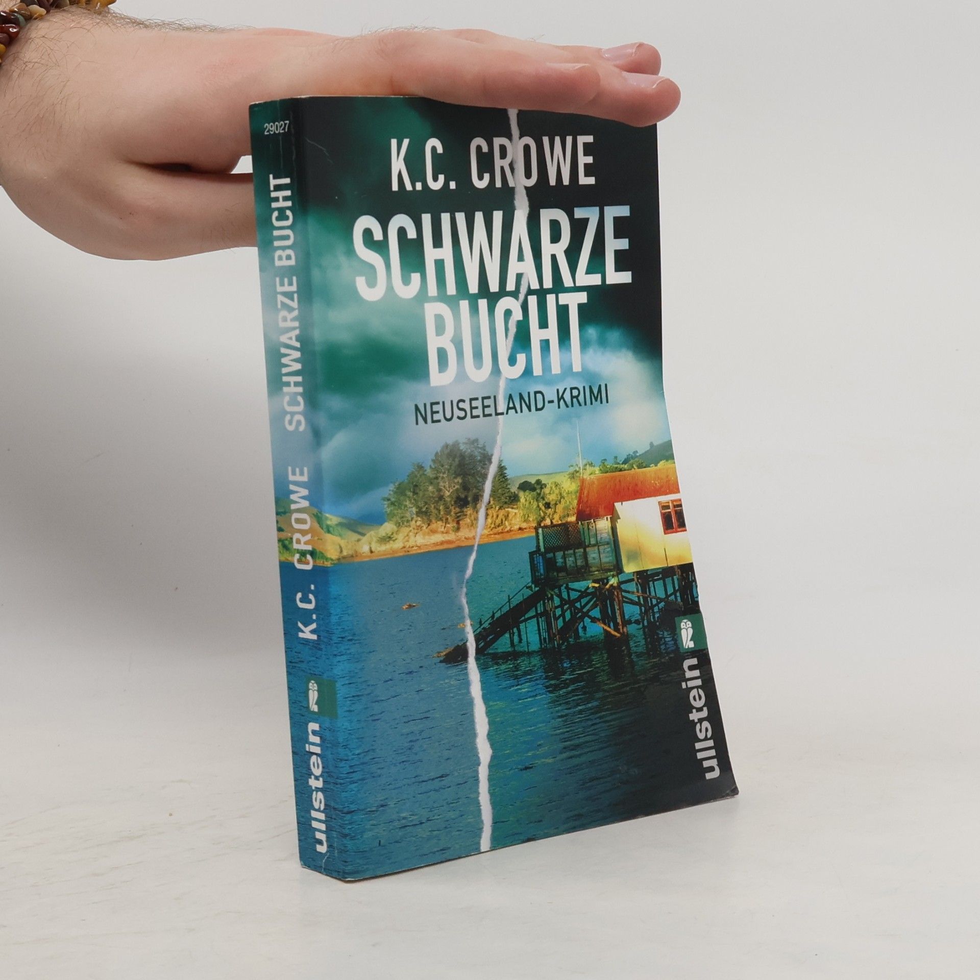 K. C. Crowe Schwarze Bucht