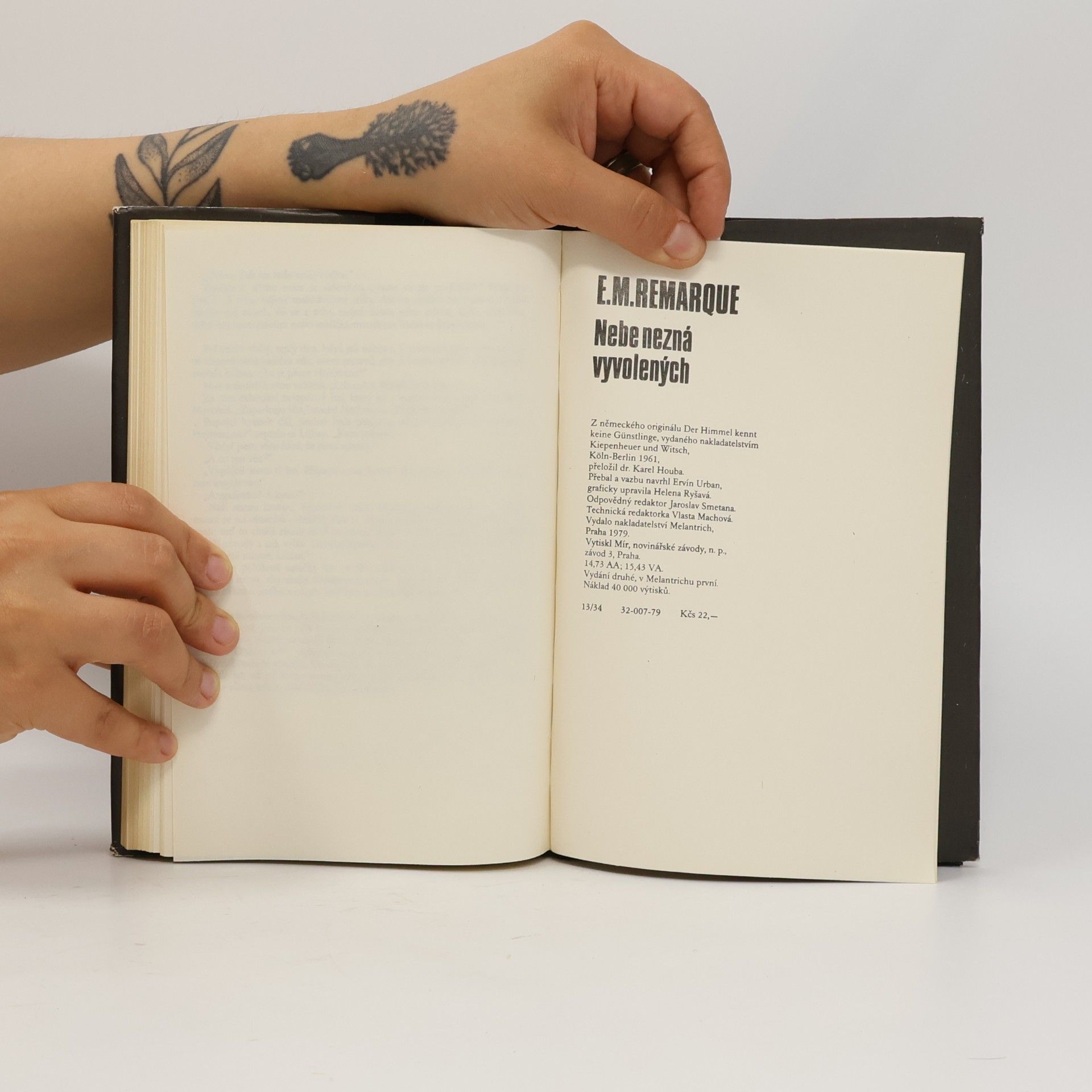 Erich Maria Remarque Nebe nezná vyvolených