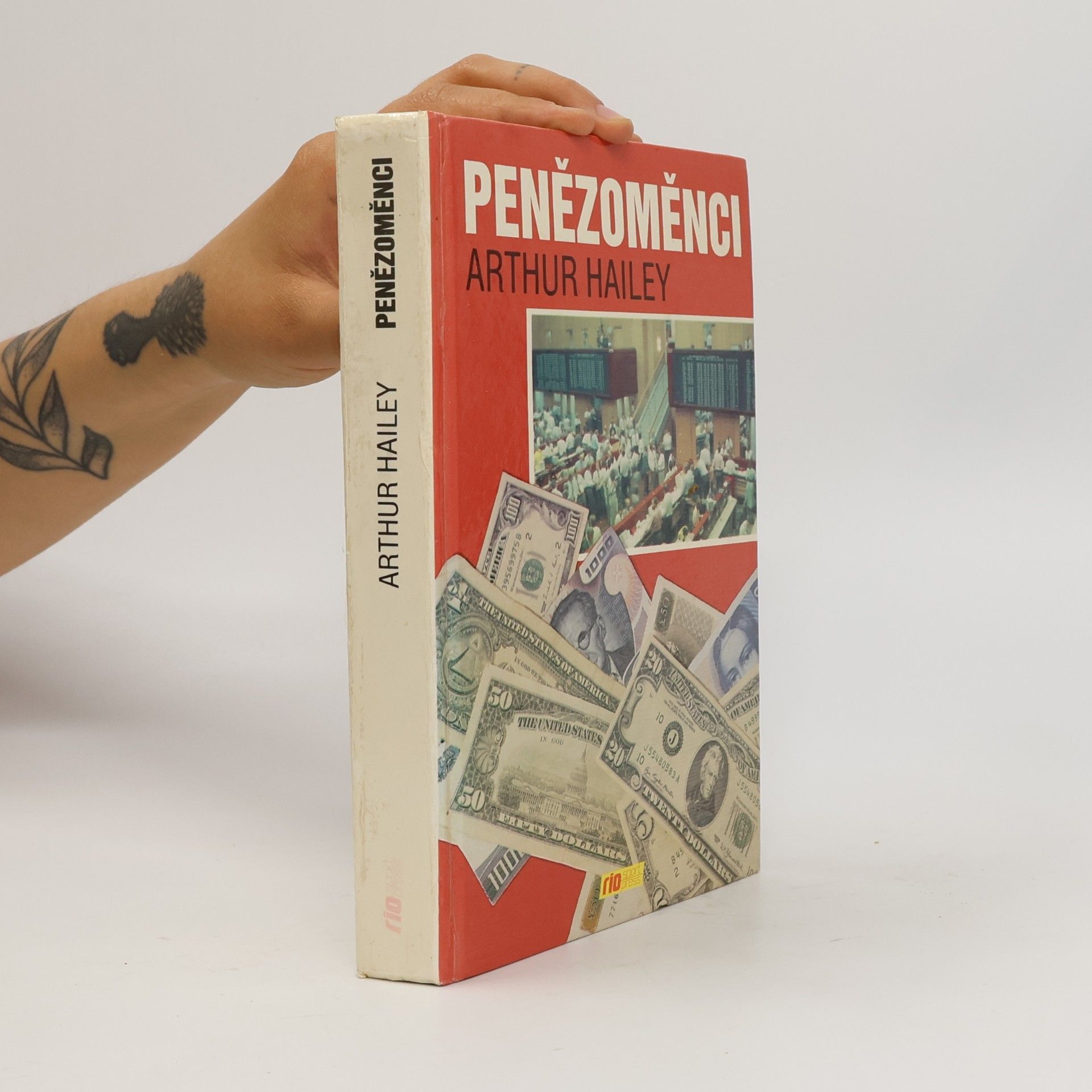 Arthur Hailey Penězoměnci