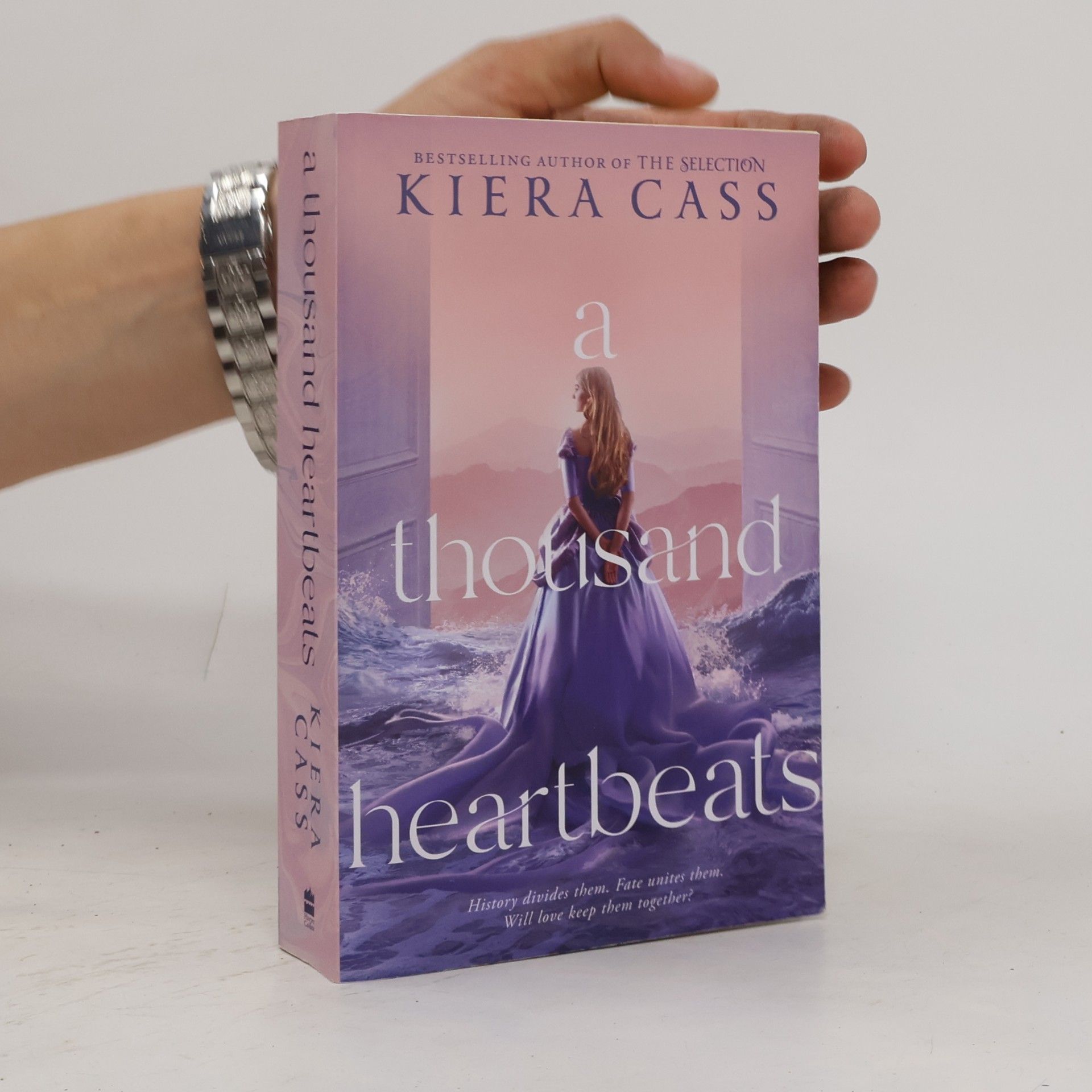 Kiera Cass A Thousand Heartbeats