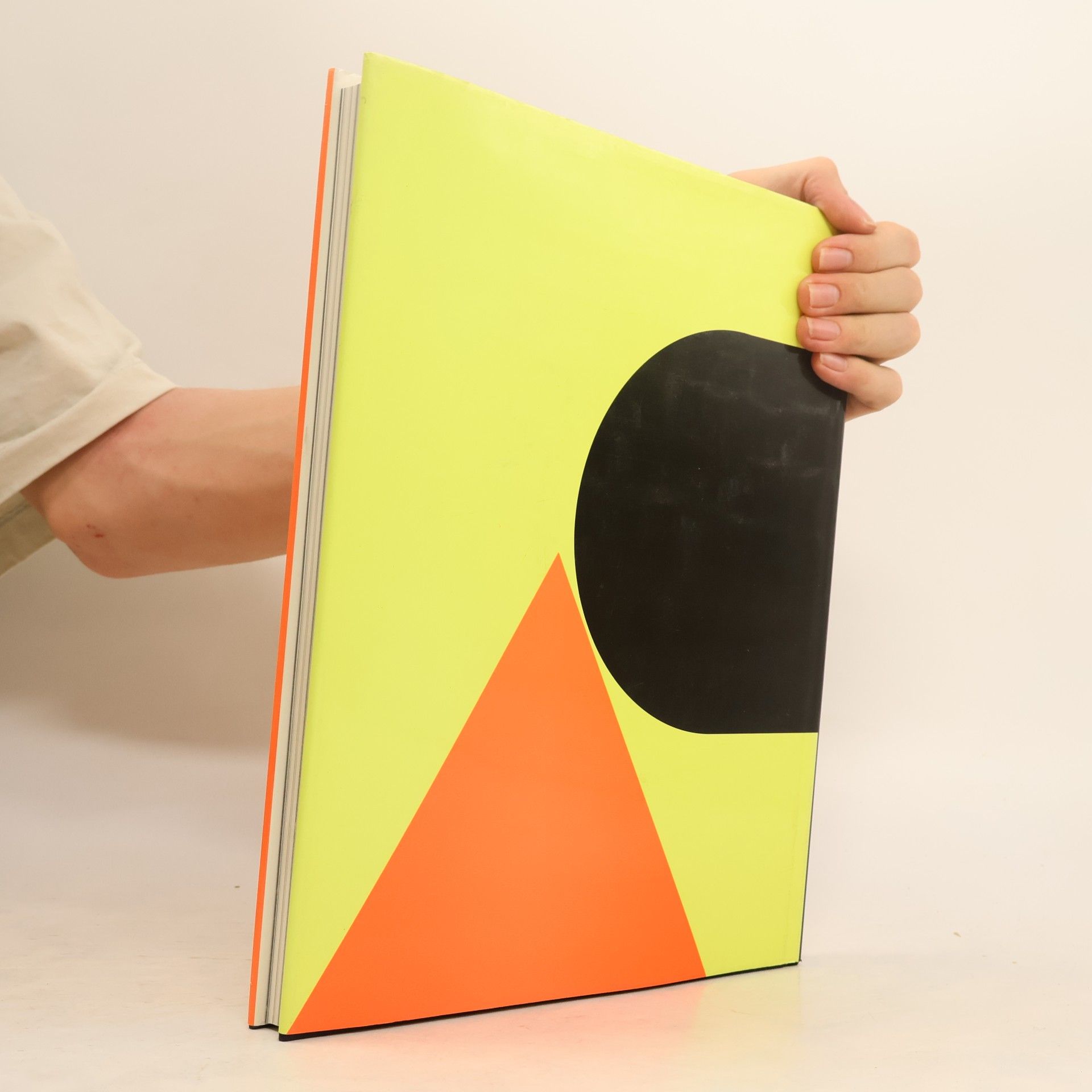 B. Martin Pedersen Graphic Design 92