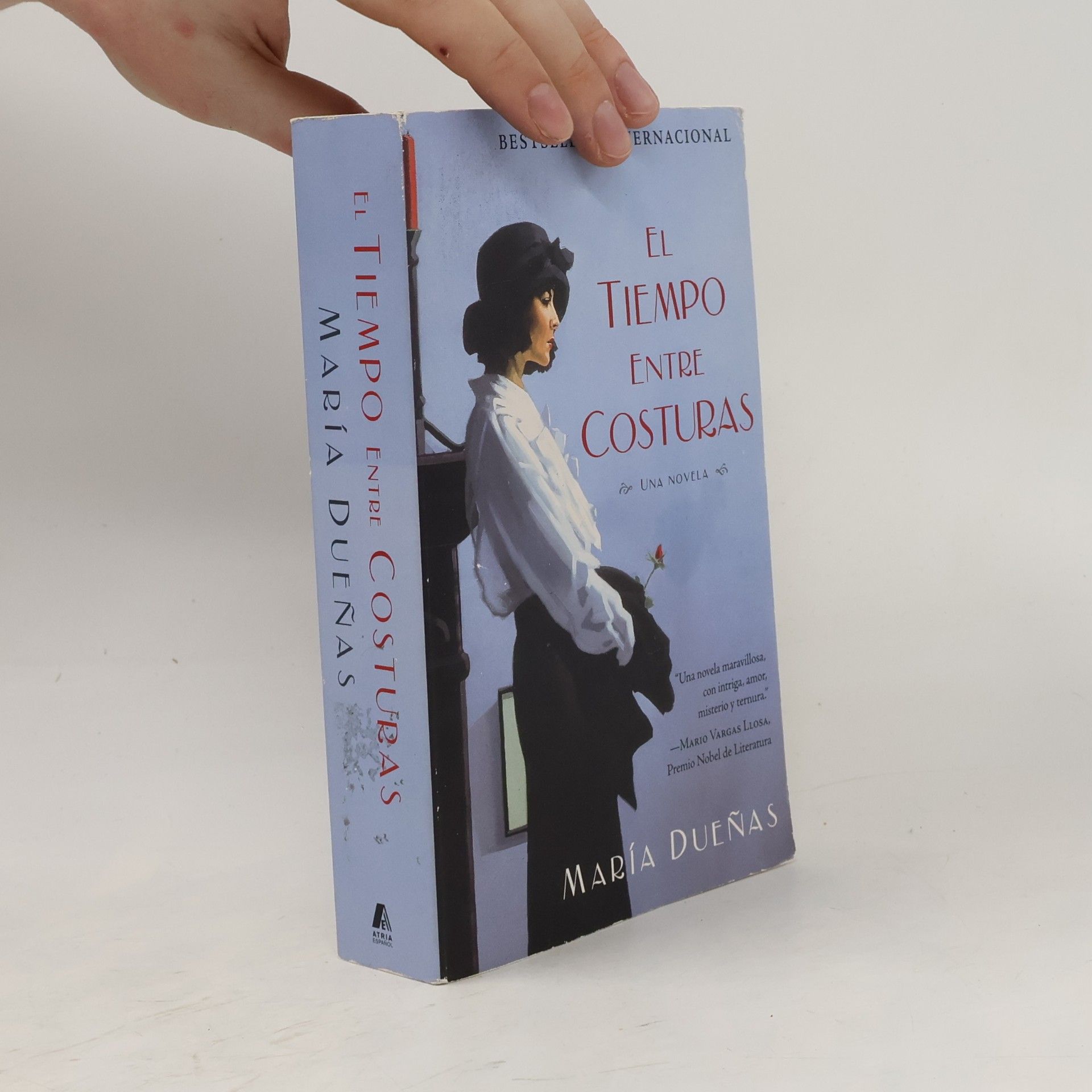 María Dueñas El tiempo entre costuras