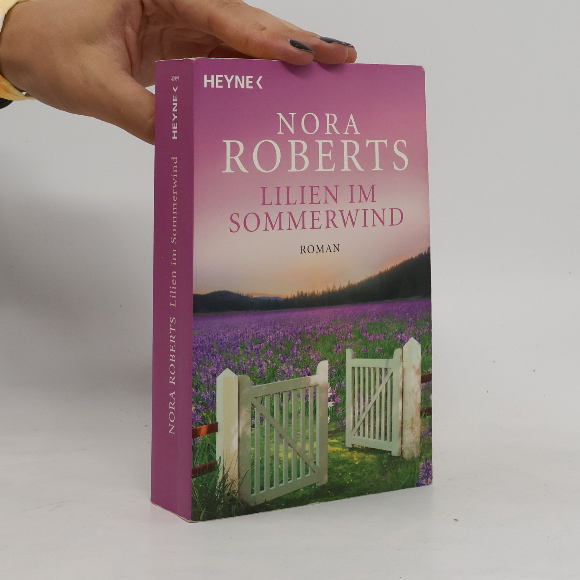Nora Roberts Lilien im Sommerwind