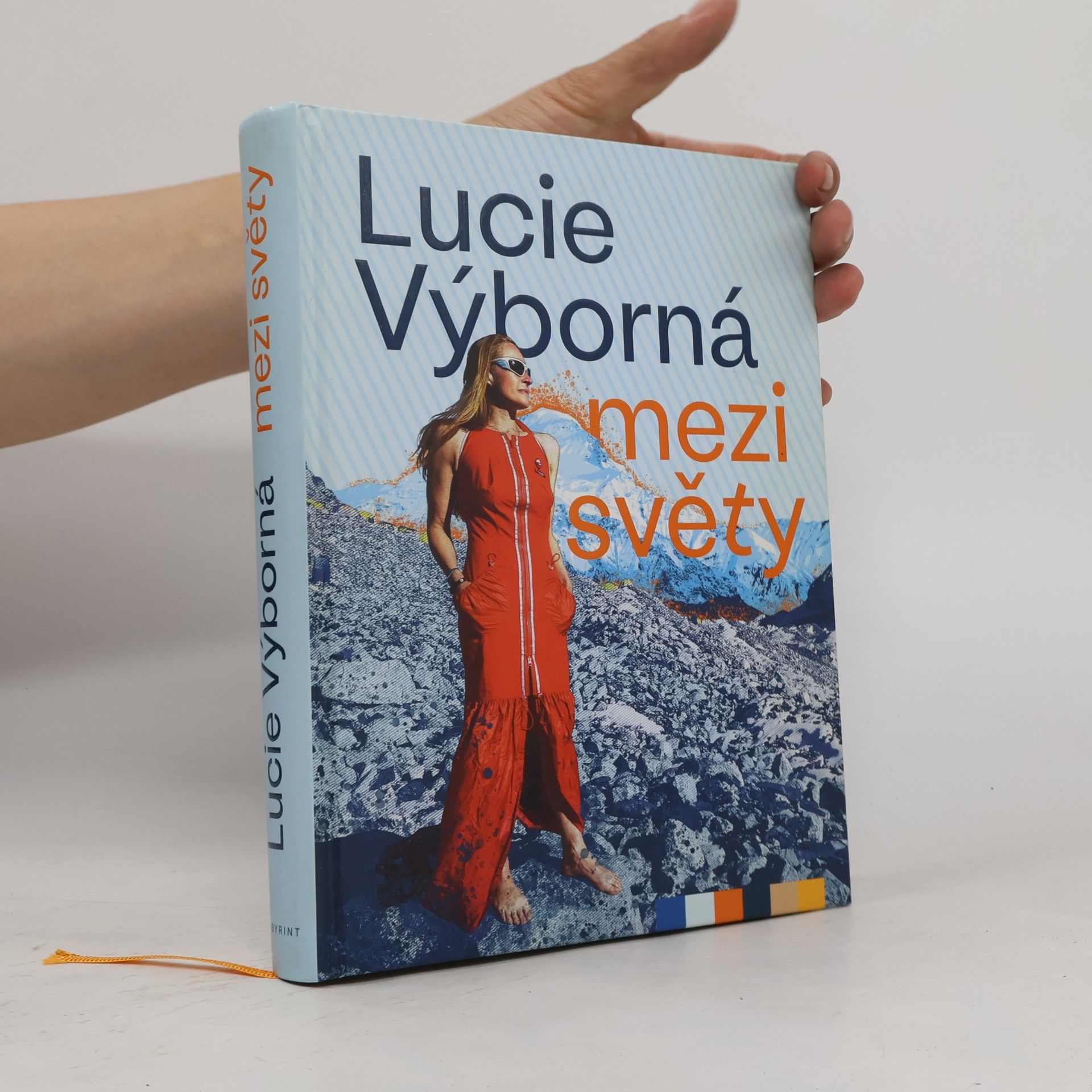 Lucie Výborná Mezi světy