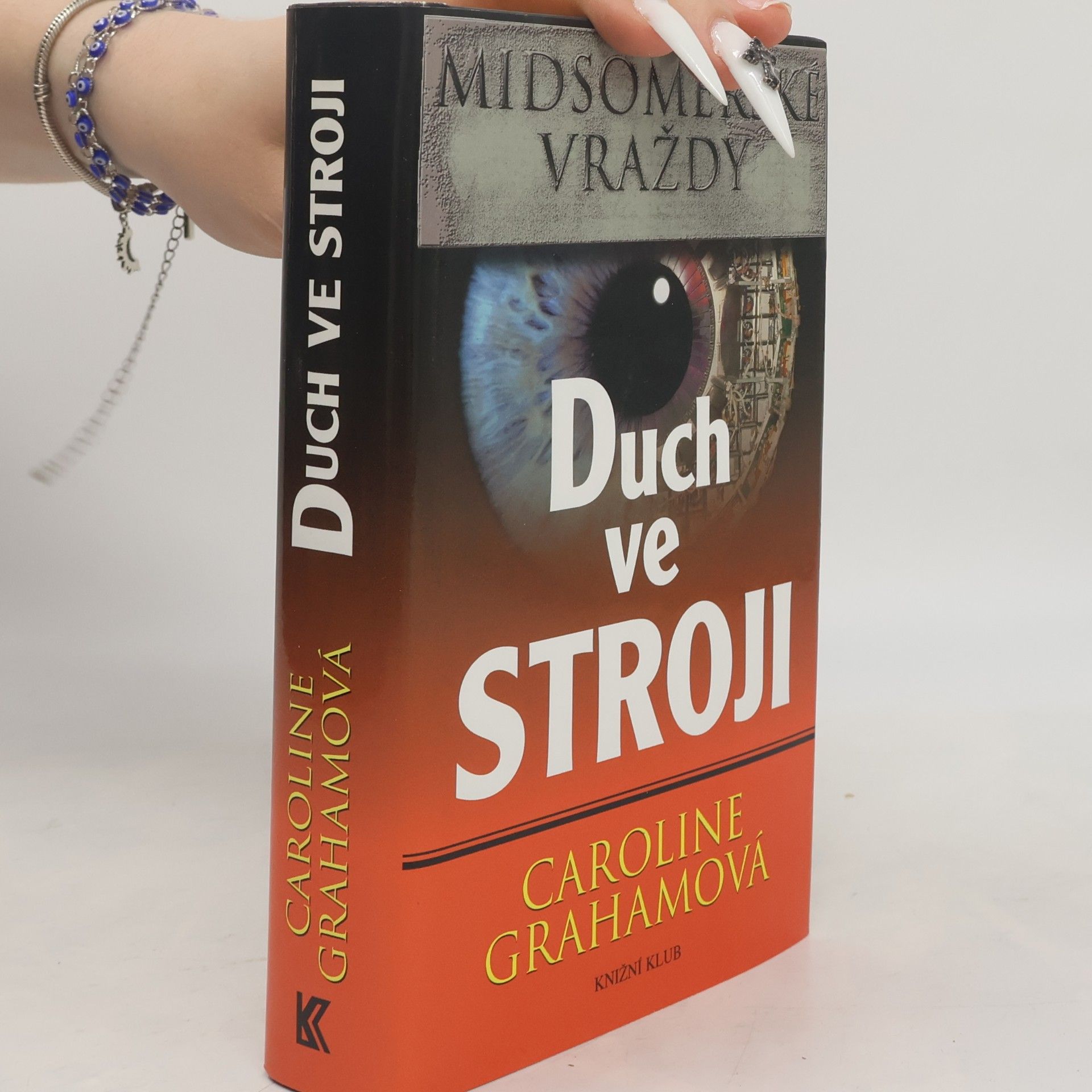 Caroline Grahamová Duch ve stroji