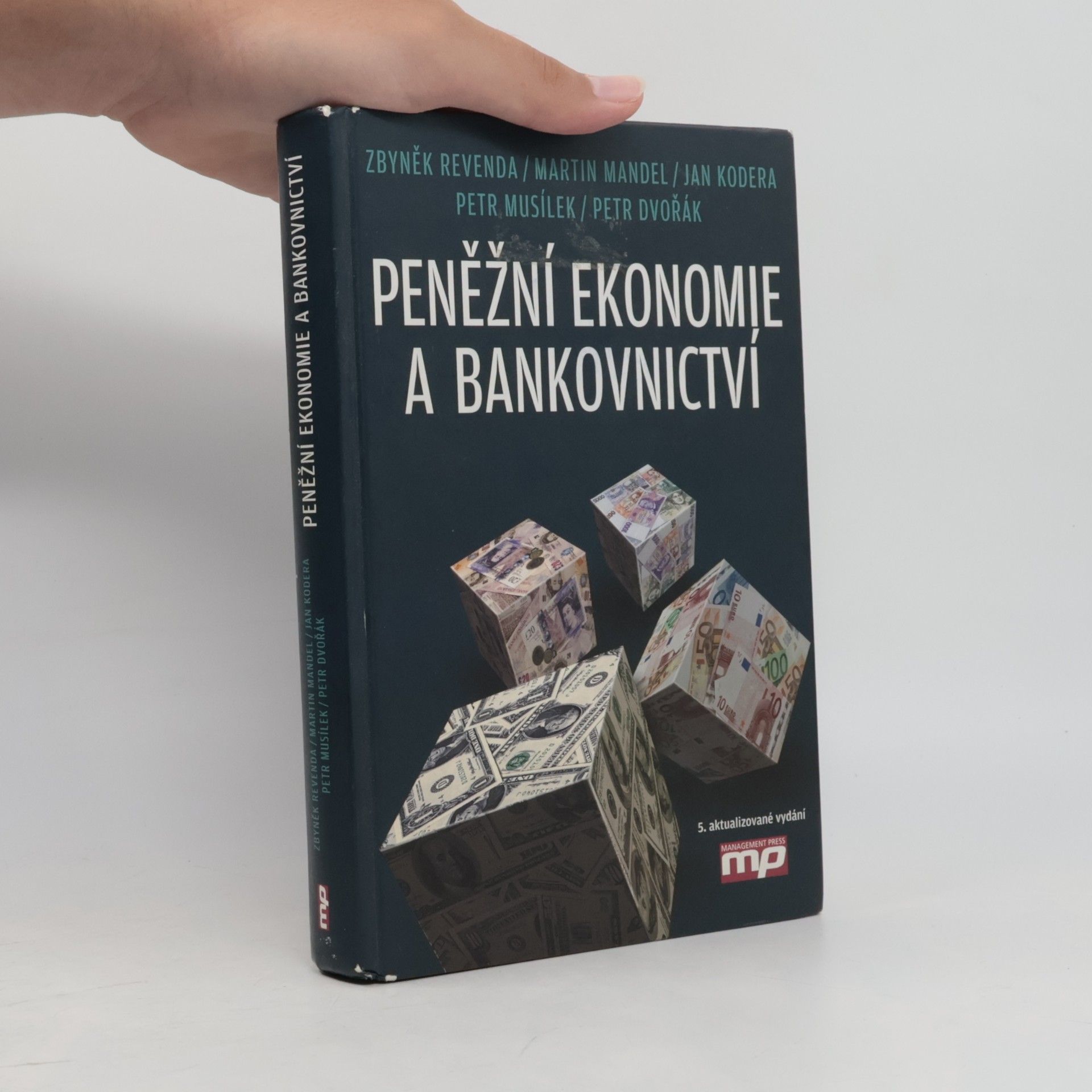 Zbyněk Revenda Peněžní ekonomie a bankovnictví