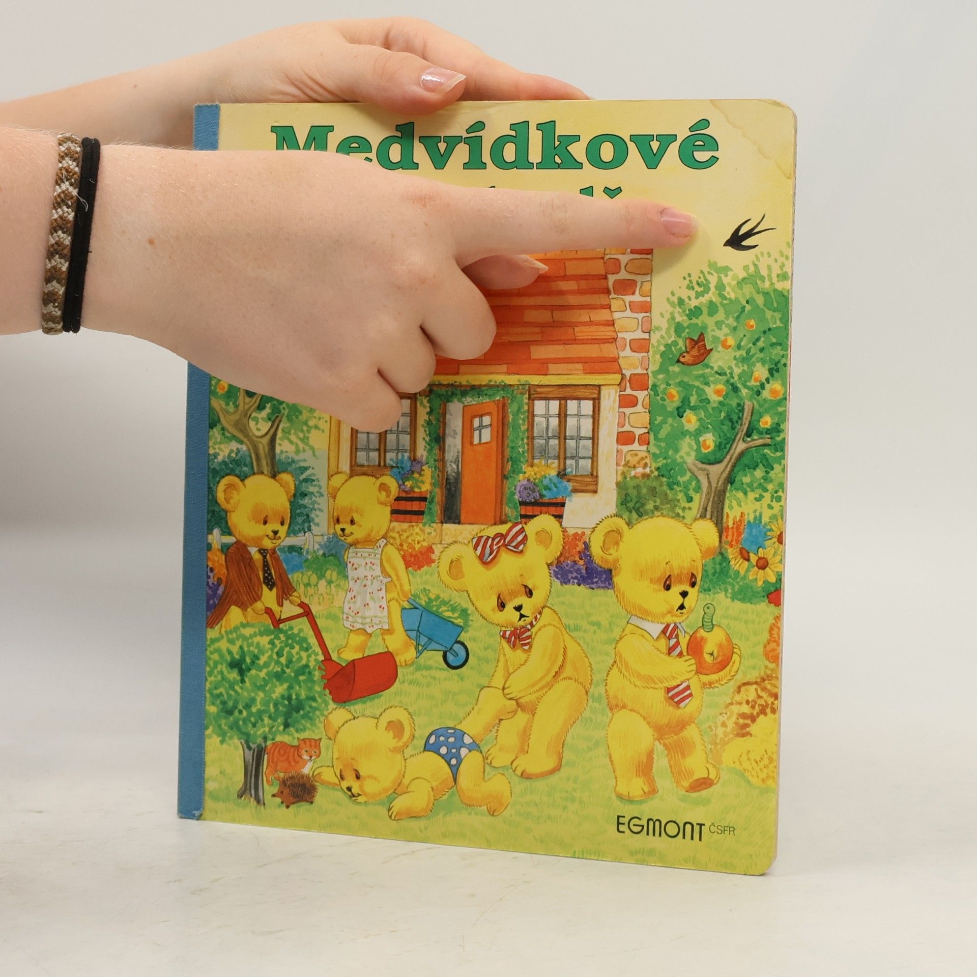 Gisela Fischer-Lingat Medvídkové na zahradě