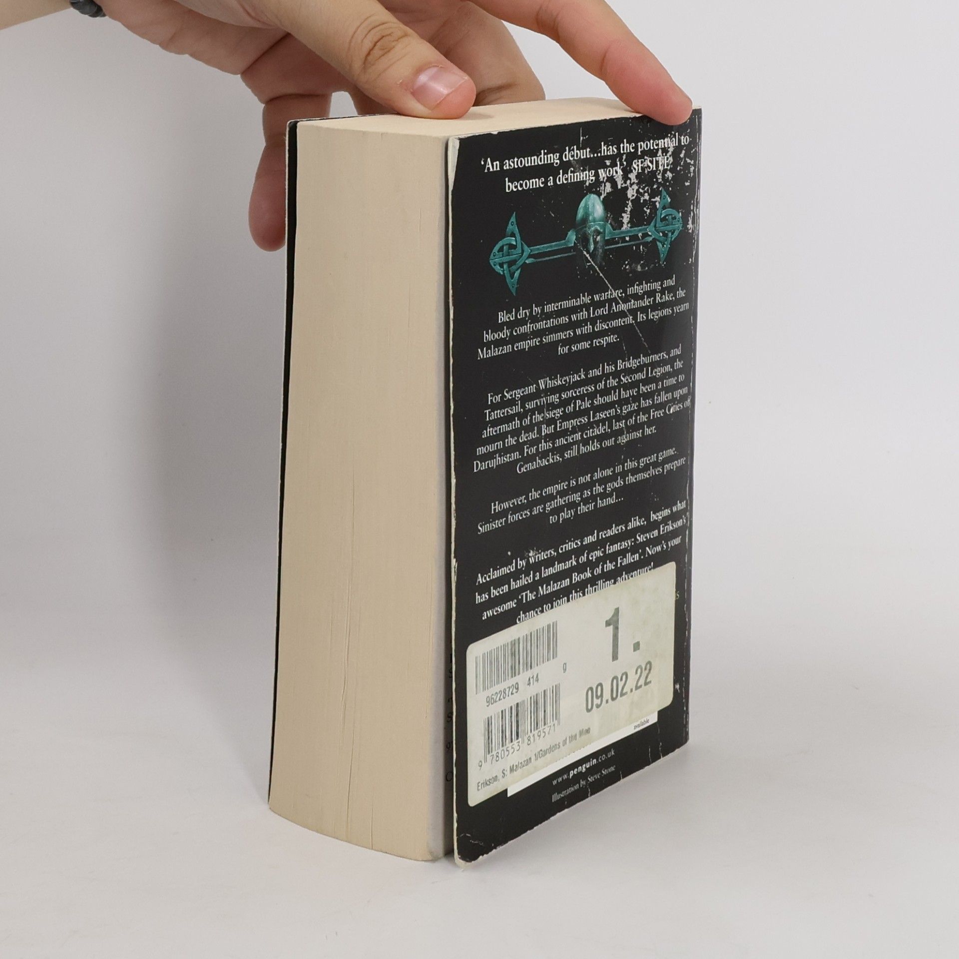 Steven Erikson Gardens of the Moon