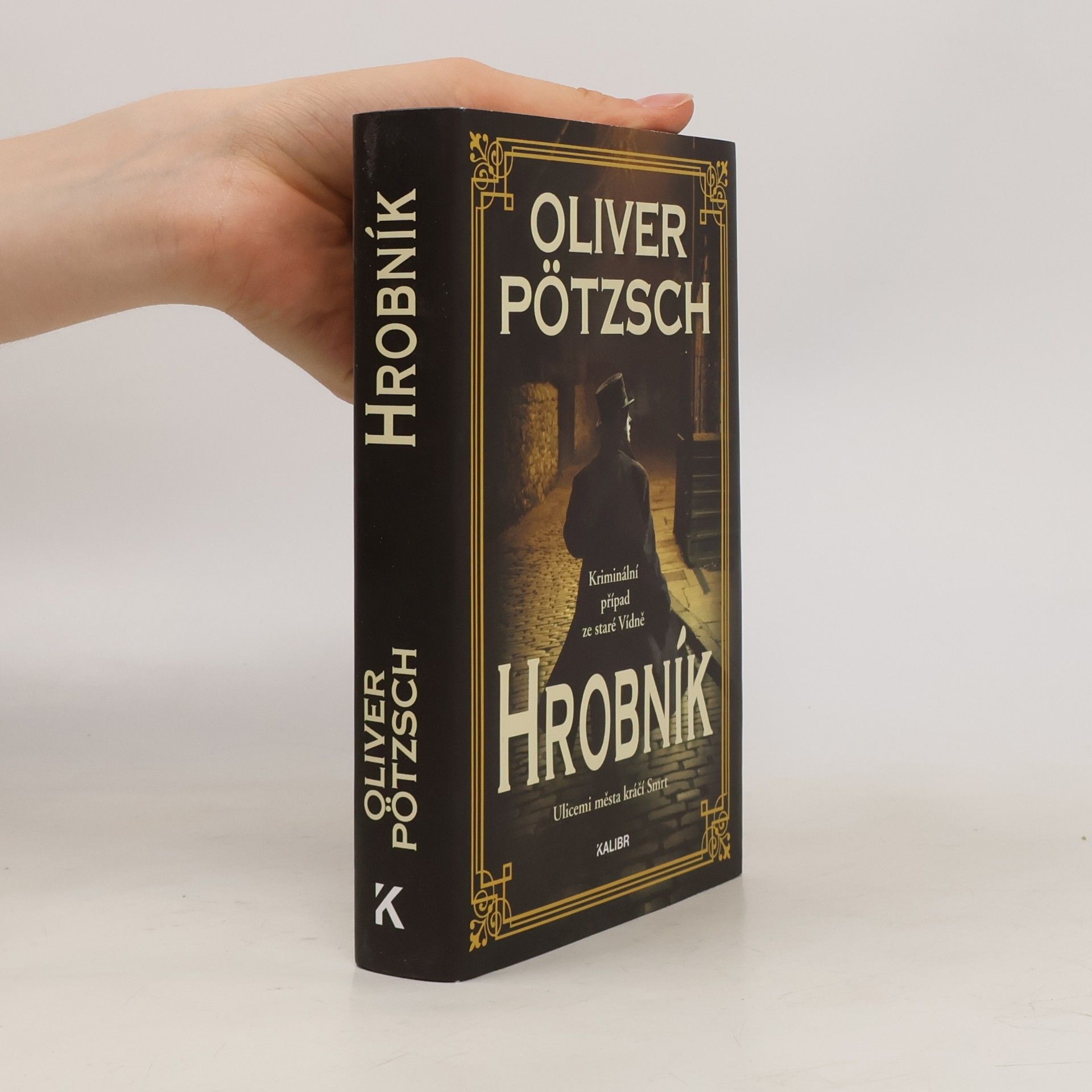 Oliver Pötzsch Hrobník