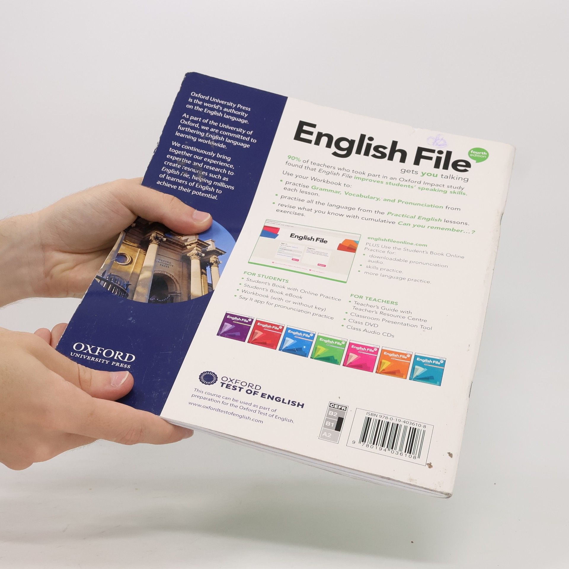 Collectif d'auteurs English File Intermediate Workbook with Key, fourth edition