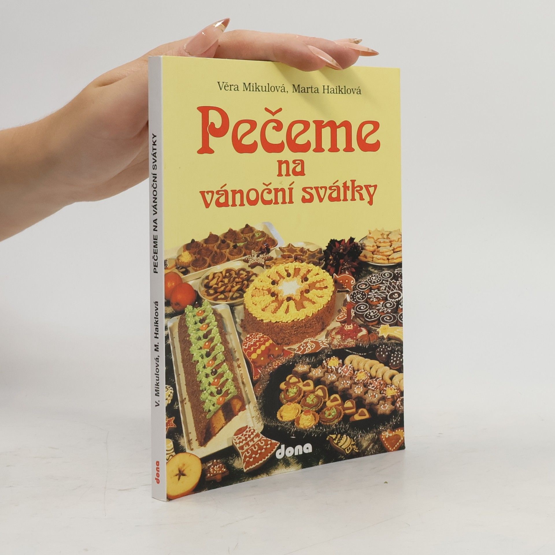 Pečeme na vánoční svátky
