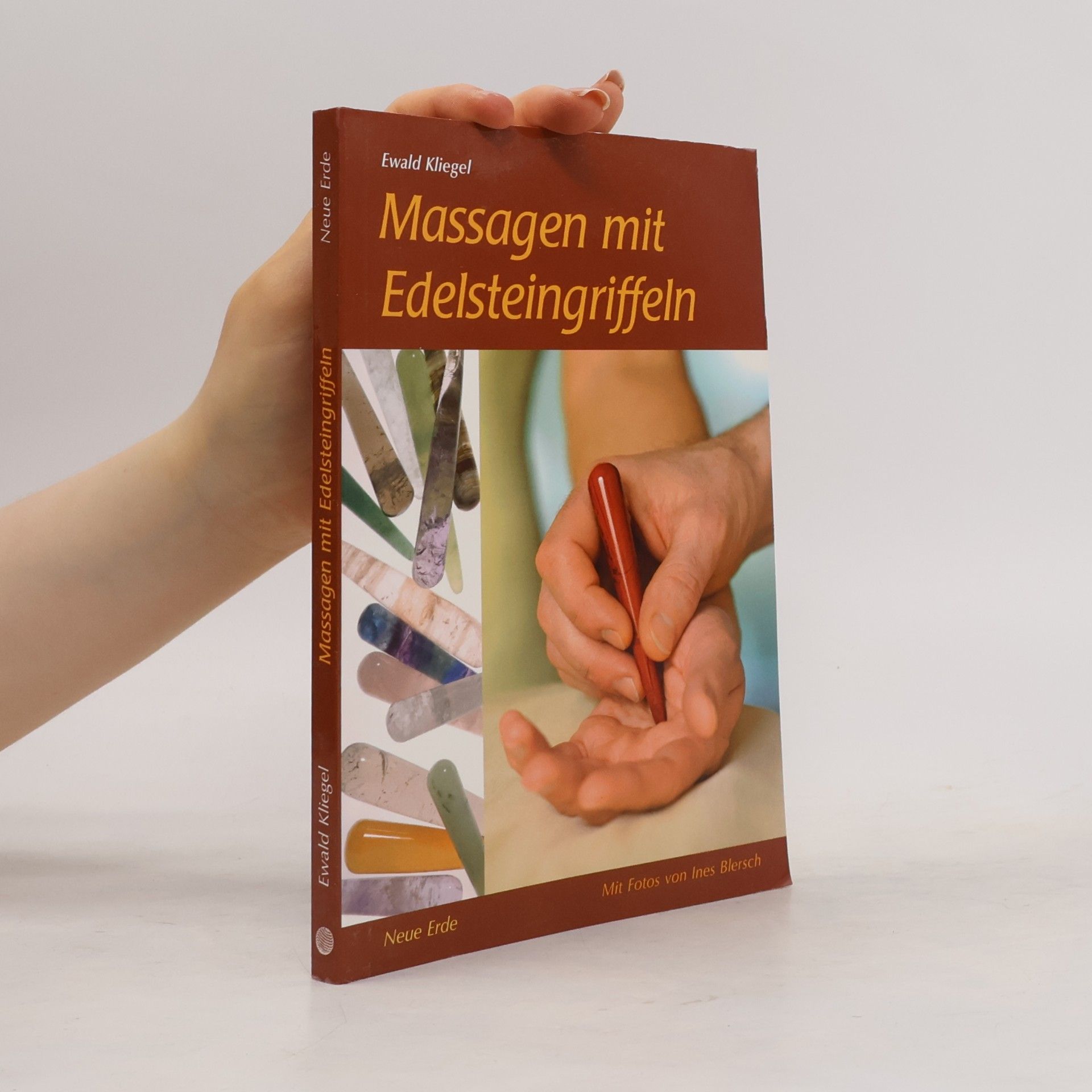 Ewald Kliegel Massage mit Edelsteingriffeln